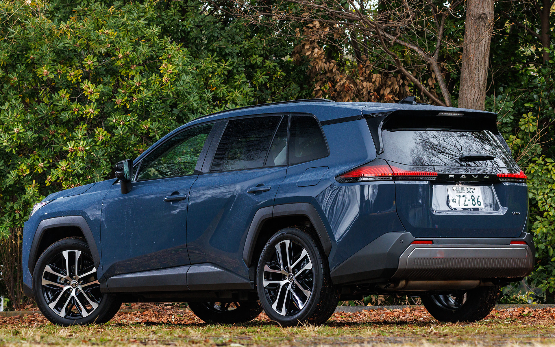 ボディサイスは大ヒットモデルとなった5代目モデルと同じ、4600×1855×1680mm（全長×全幅×全高）