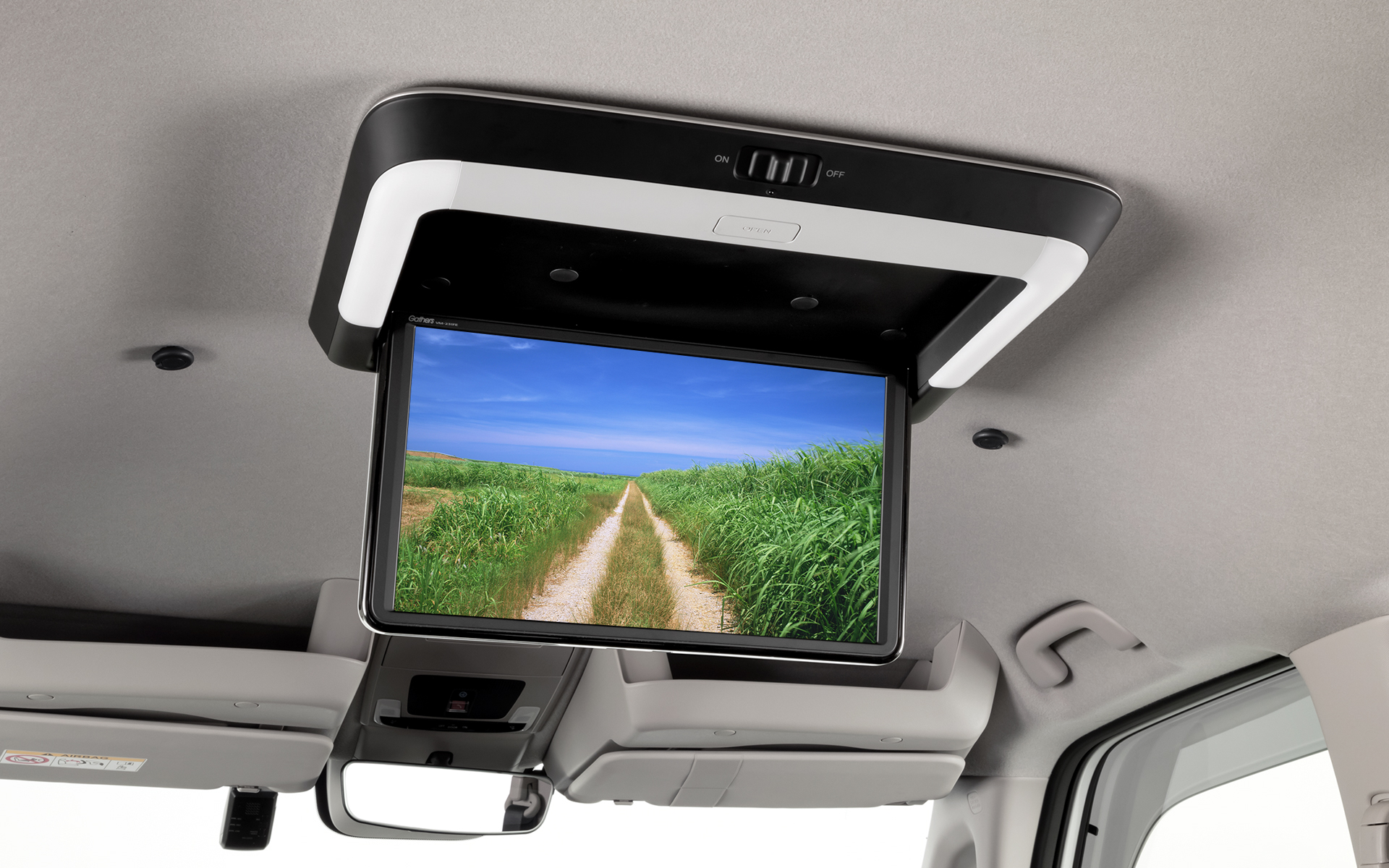 15.6インチ リア席モニター