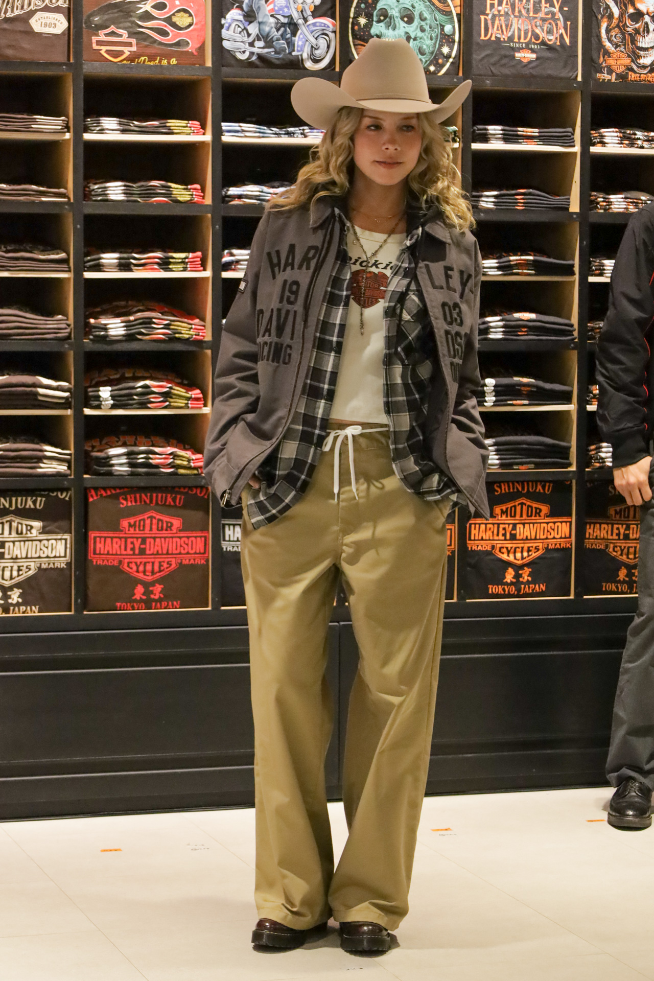 5名のモデルがコーディネート例を披露