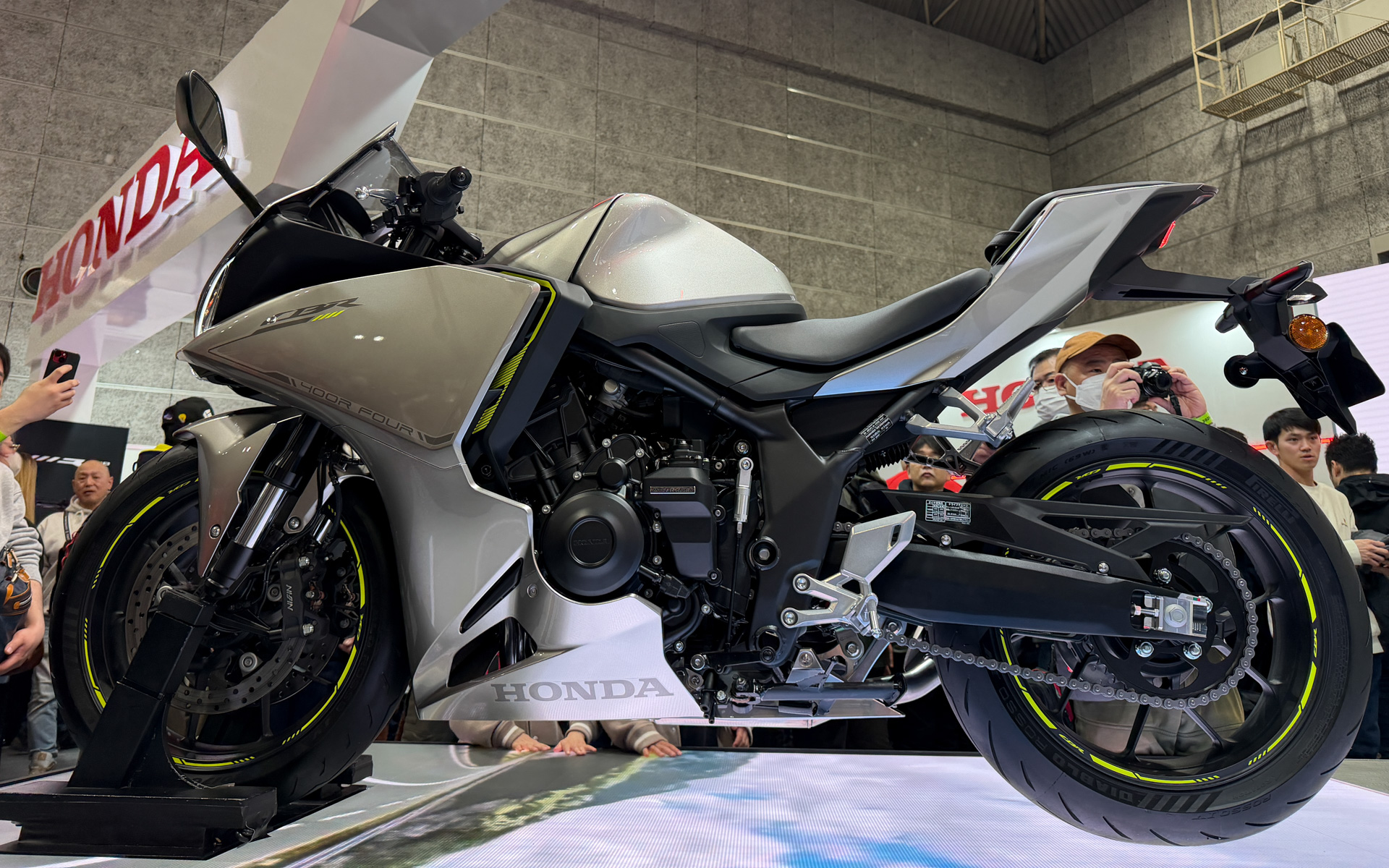 CBR400R FOUR E-Clutch Concept