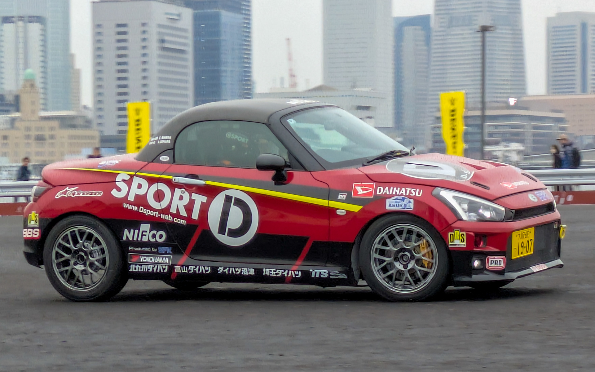 D-SPORT Racingでは中古のコペンでもモータースポーツを楽しめる提案をしている