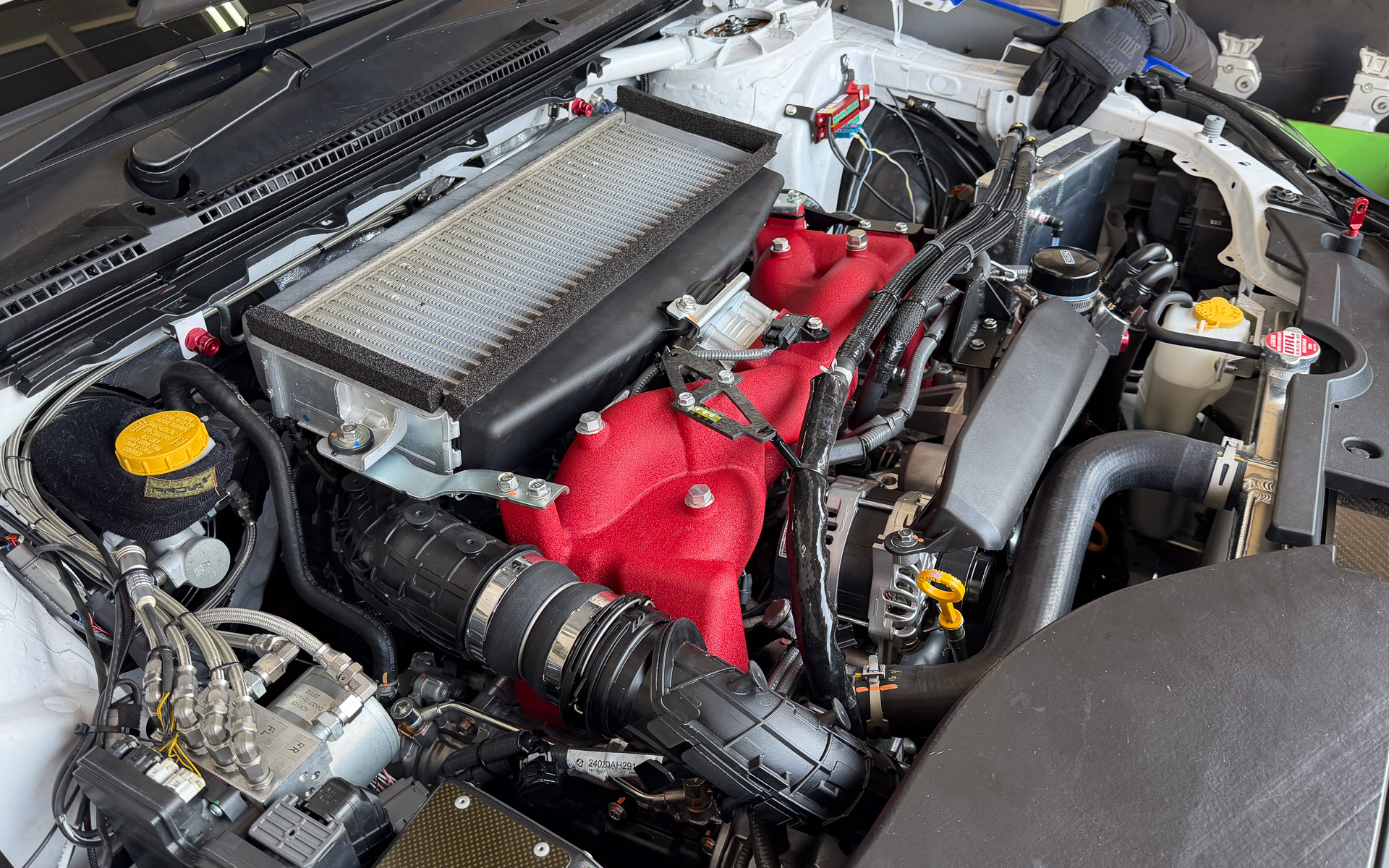 FA24を別角度から。コンパクトな水平対向エンジンがよく分かる