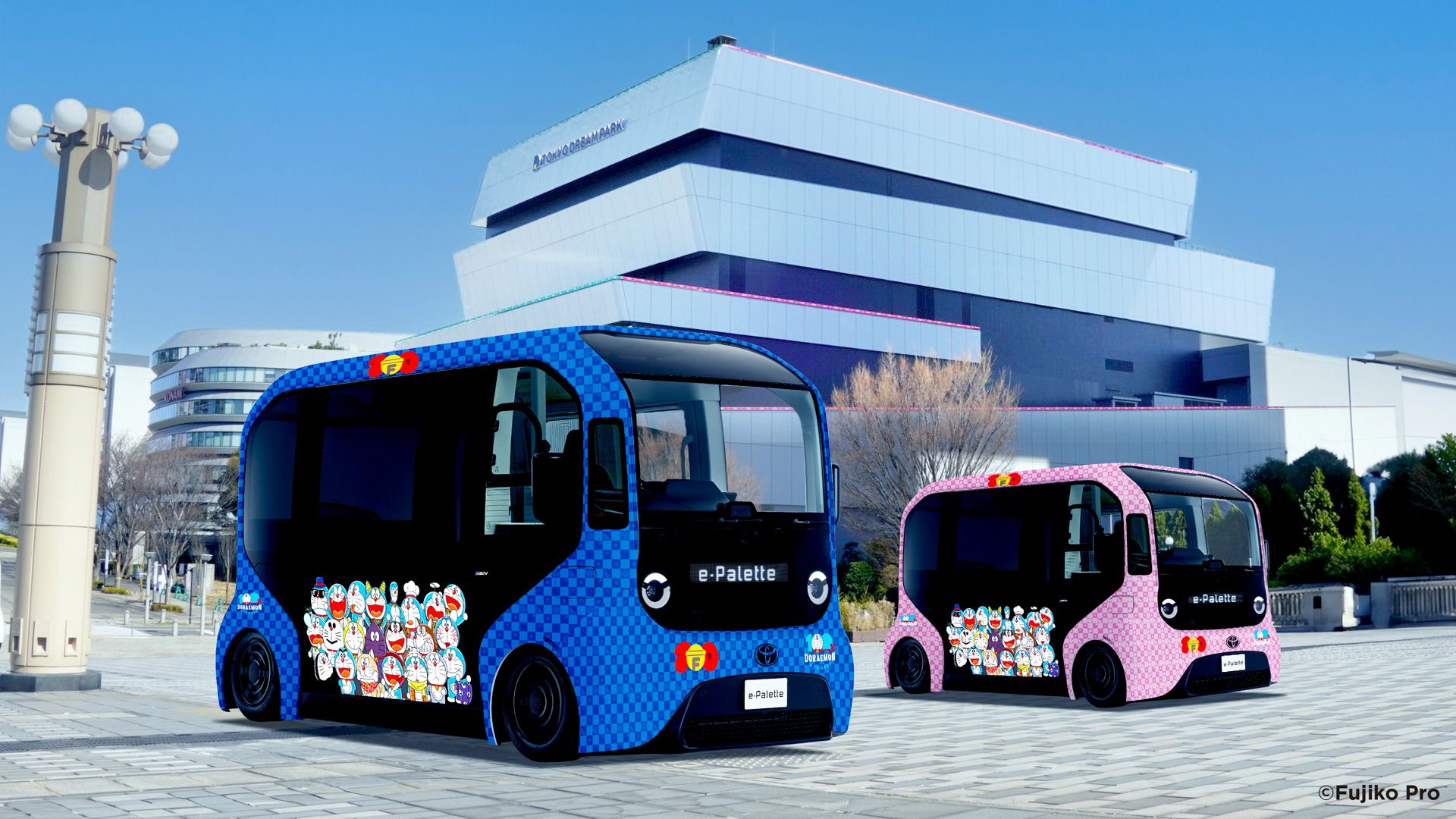 ドラえもん仕様にラッピングされた特別仕様の「イーパレット」が、3月27日～5月10日の期間限定で運行される