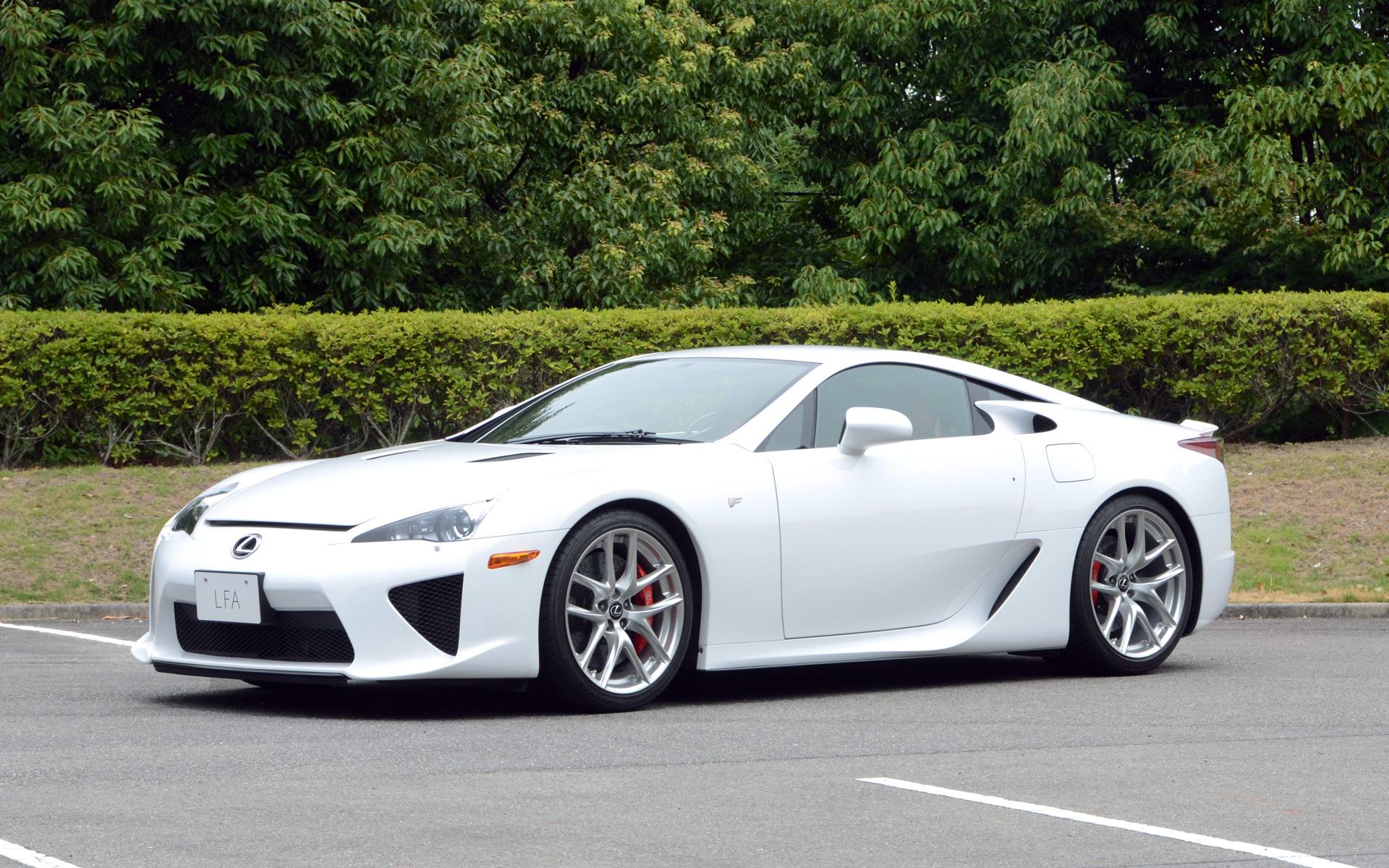 レクサス「LFA」