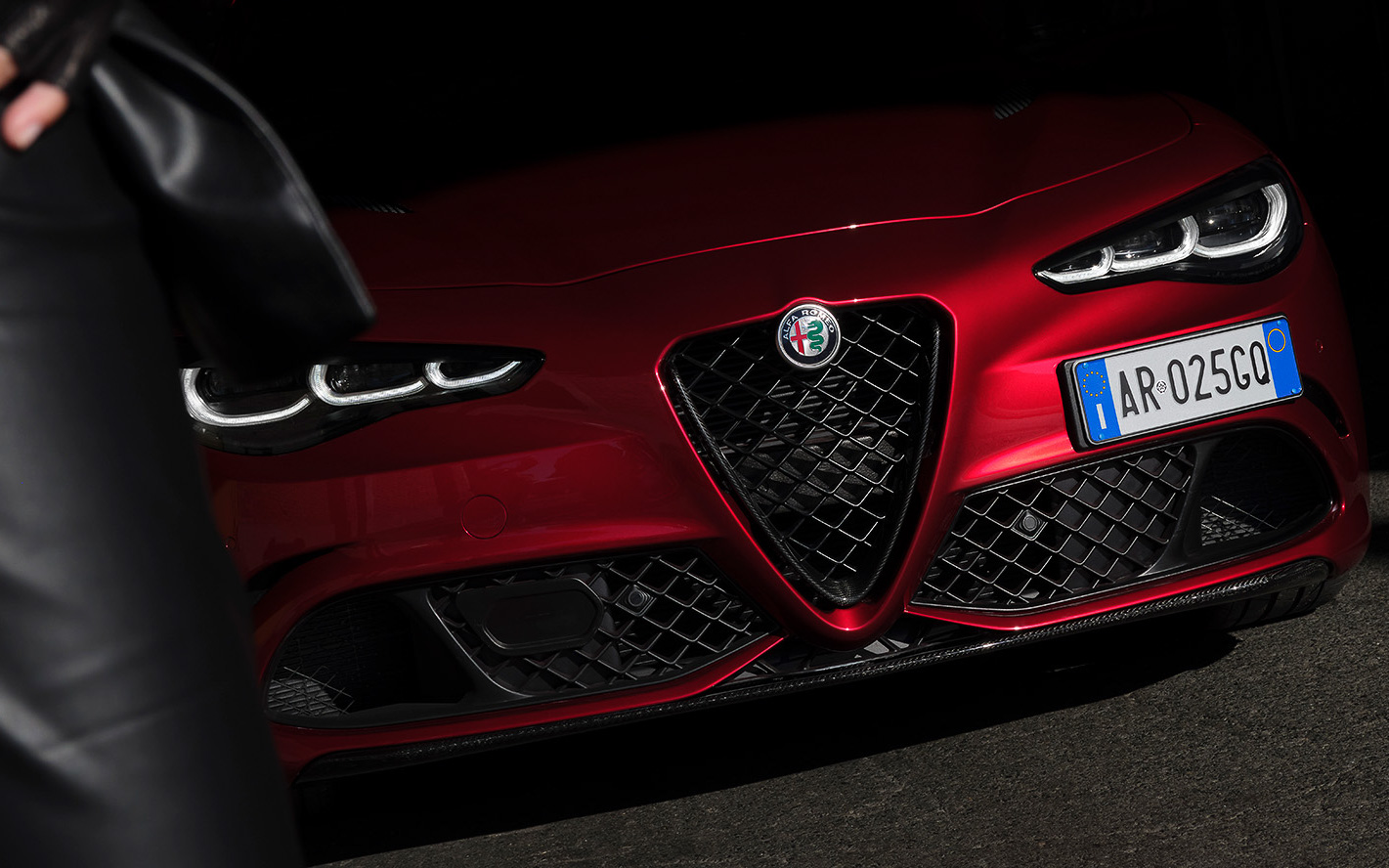 ジュリア クアドリフォリオ コレッツィオーネ