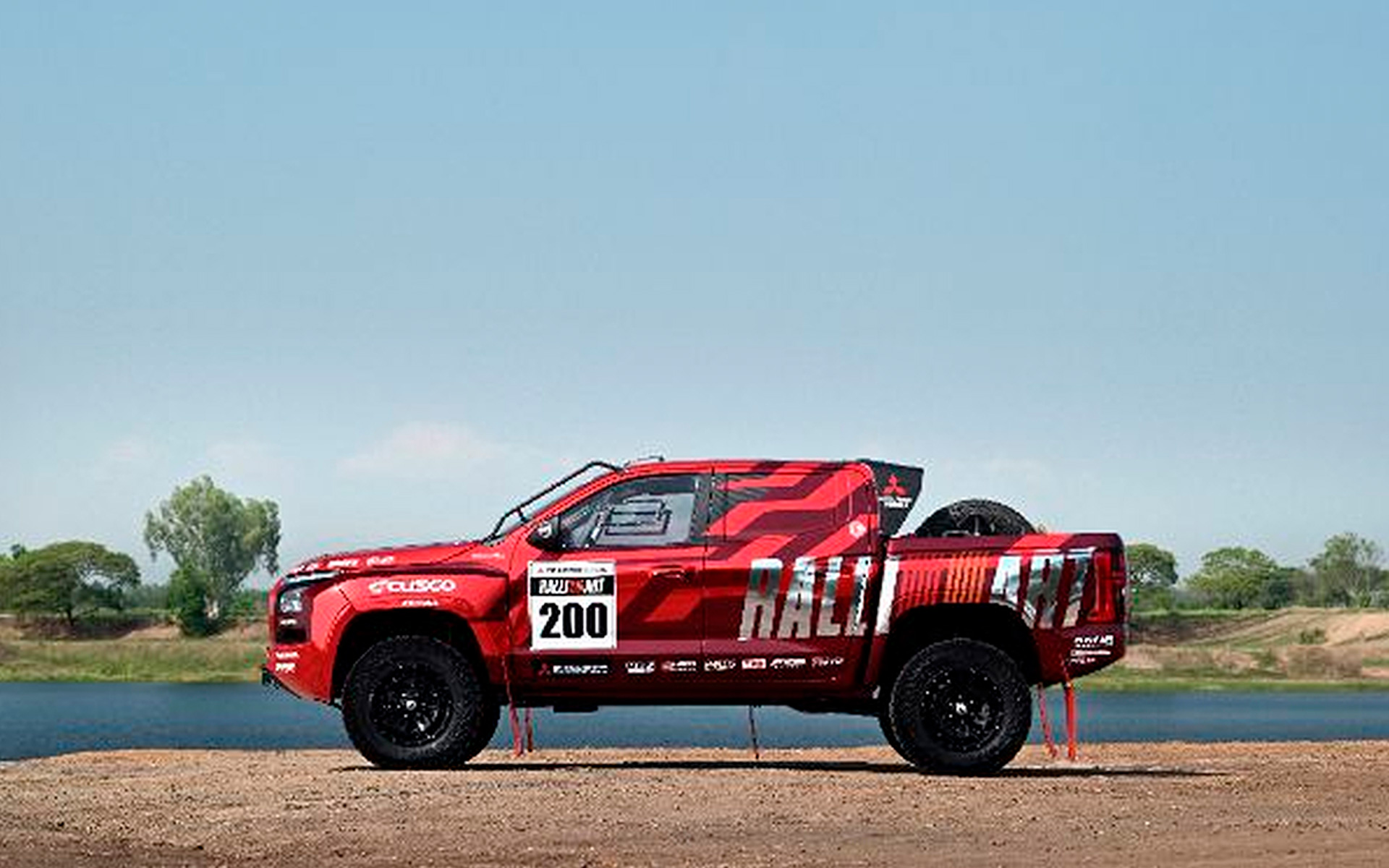 2026年参戦車両の「トライトン」