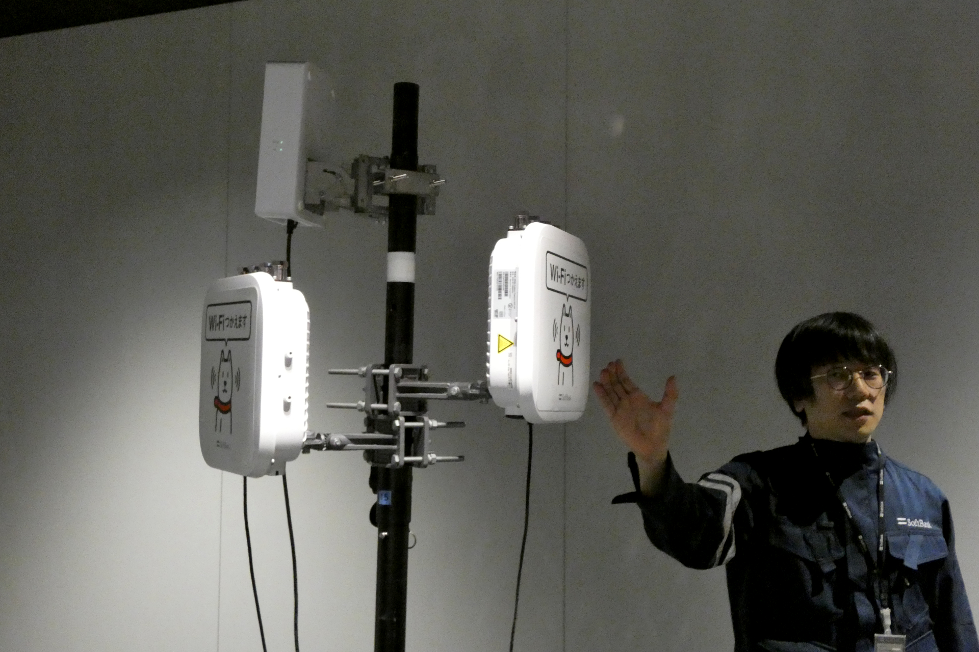 5G SAのミリ波をWi-Fiに変換する機材