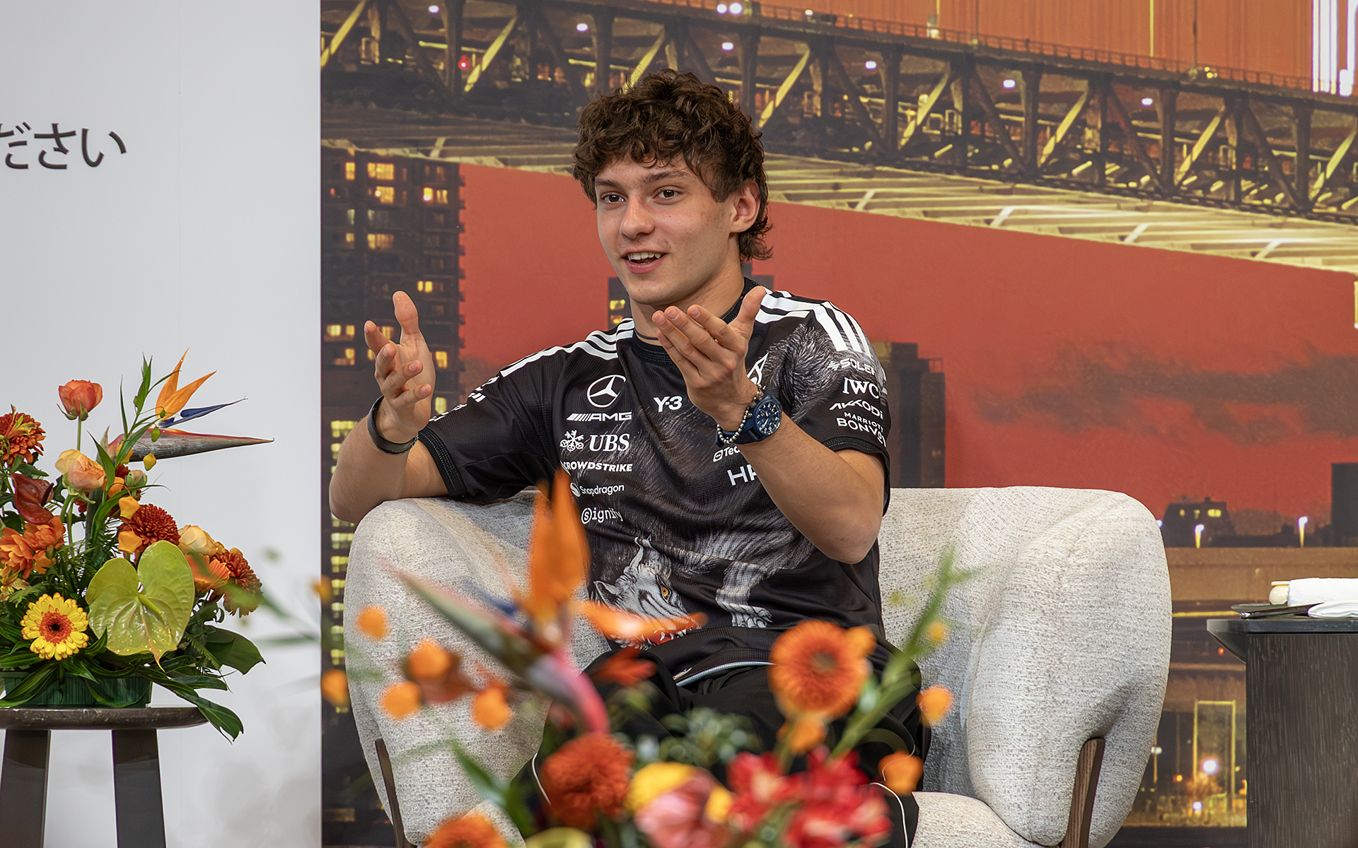 中国グランプリの話については「一緒に頑張ったチームのみんなと祝うつもりでしたが、私は帰国しないといけなかったので一緒にいる時間が短くなってしまいました。これは残念でしたが、それでもみんながとても楽しんでくれているのを見てうれしく思いました」と語った