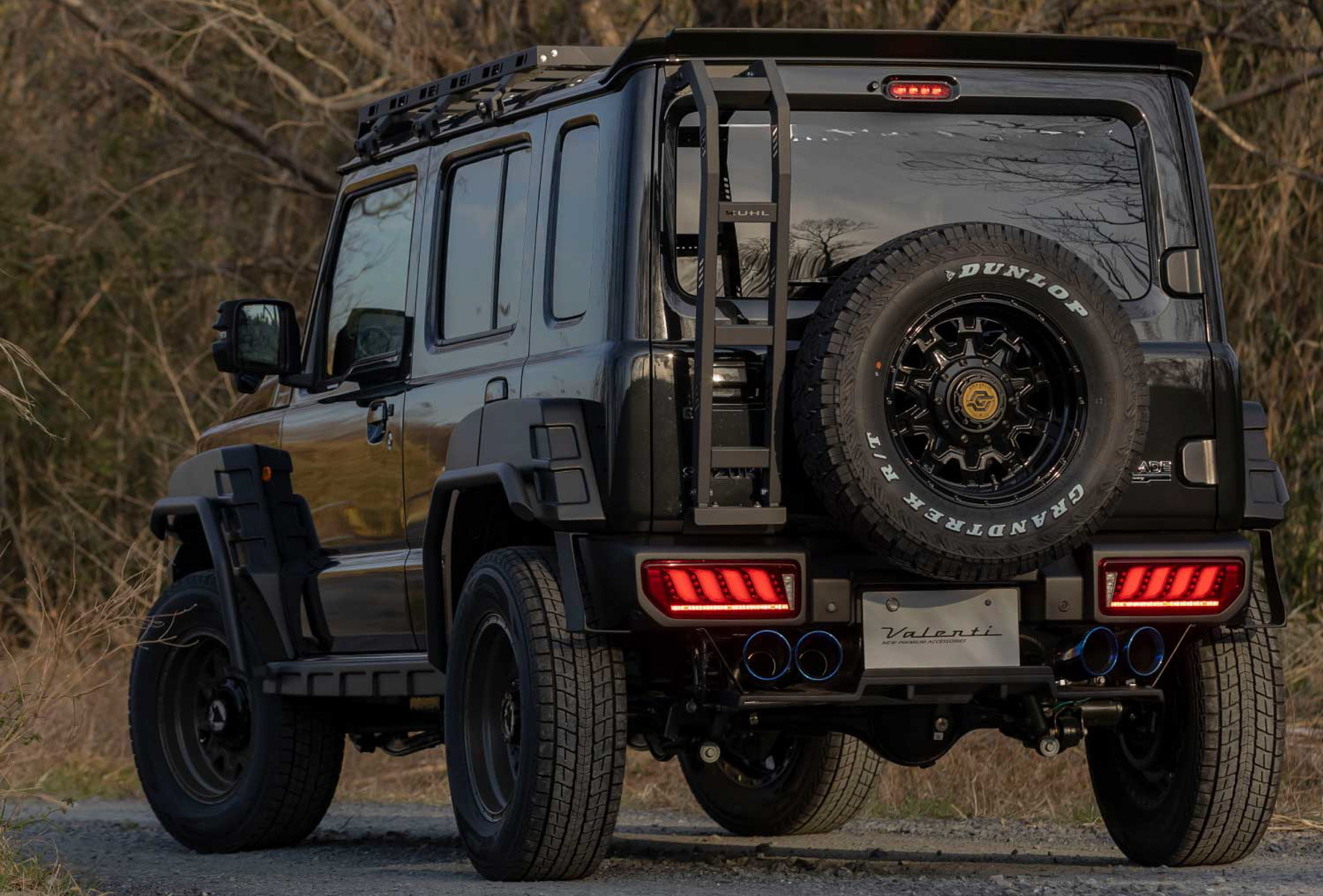 ジムニーノマド「ジュエルLEDテールランプ ULTRA TYPE2」装着イメージ