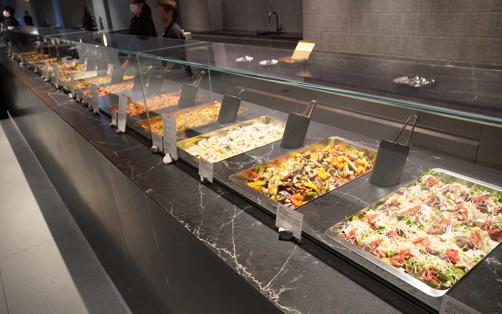 各店は“ラボラトリー”としてさまざまなアイテムを用意