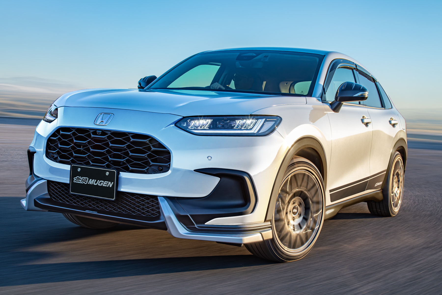 ZR-Vクロスツーリングへの無限パーツ装着イメージ