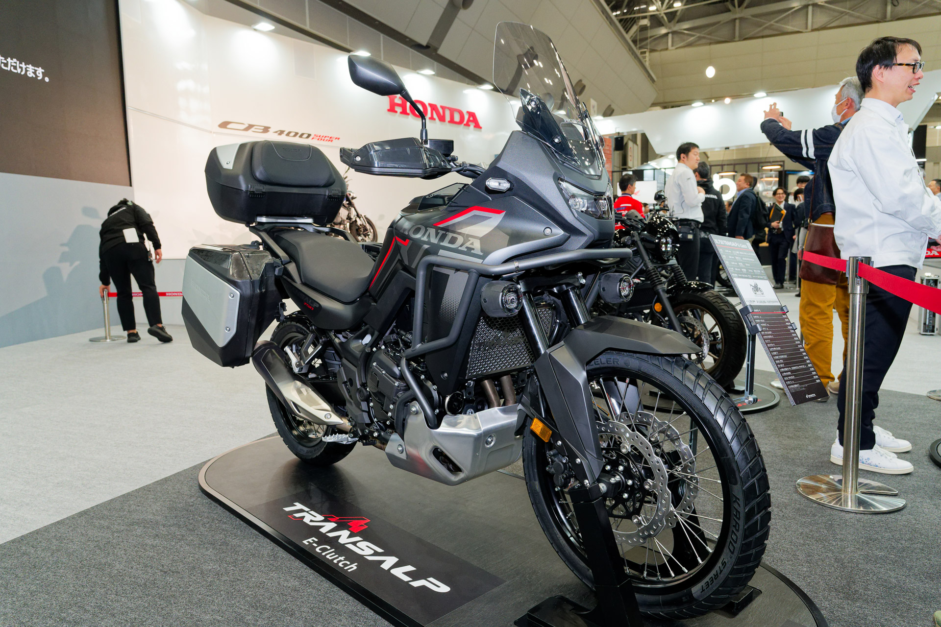 「XL750 TRANSALP E-Clutch」