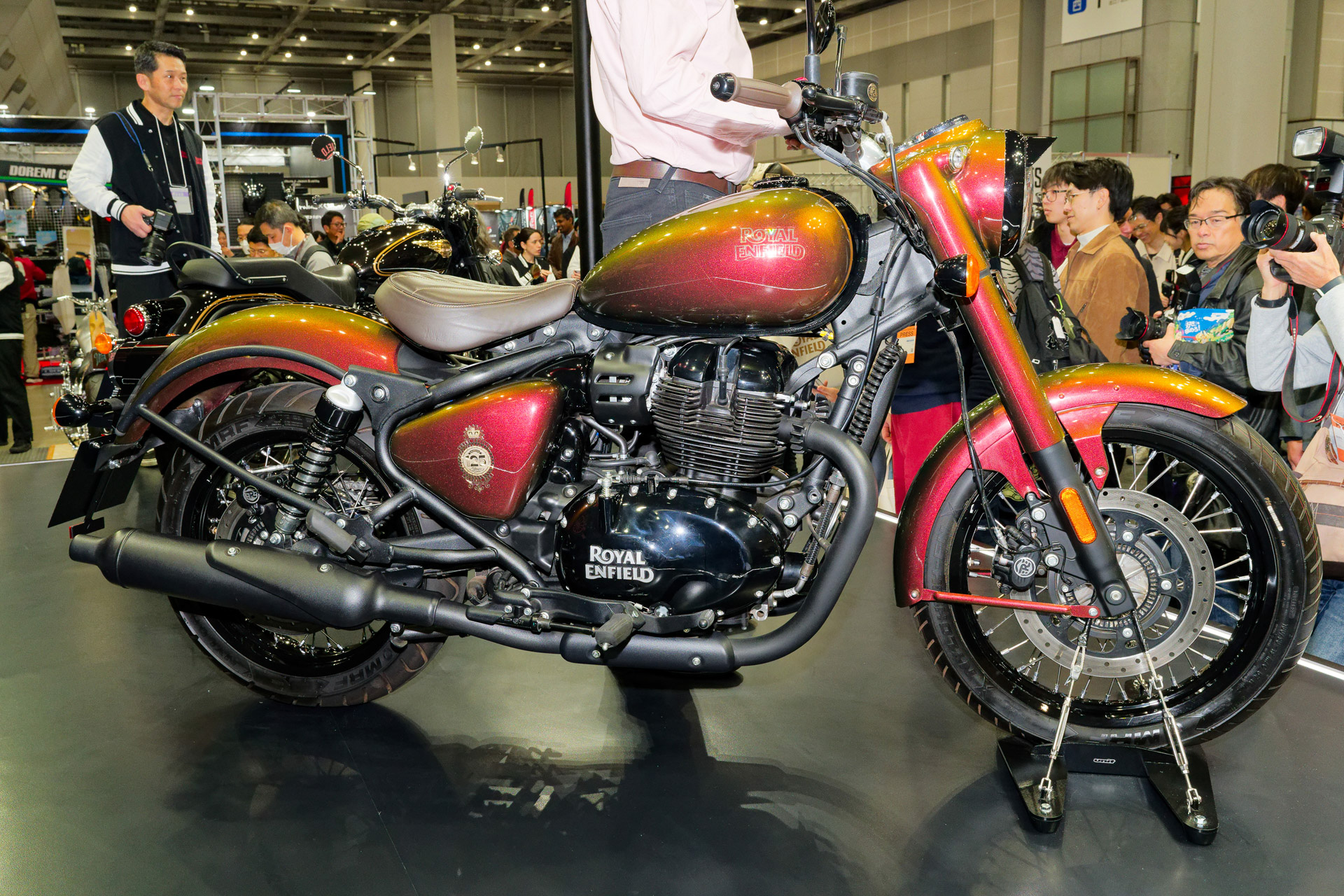 「CLASSIC 650 125TH YEAR ANNIVERSARY SPECIAL EDITION」