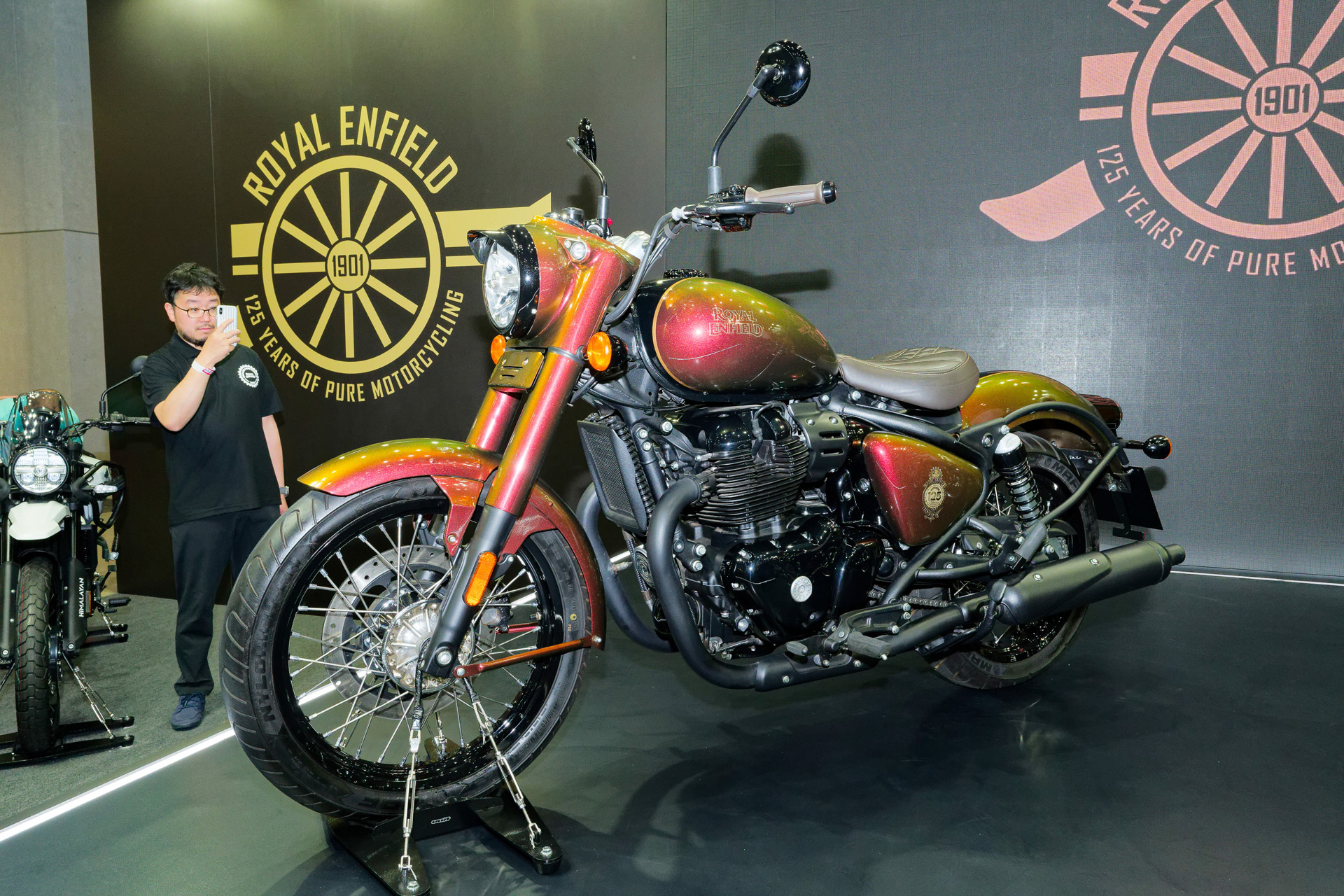 「CLASSIC 650 125TH YEAR ANNIVERSARY SPECIAL EDITION」