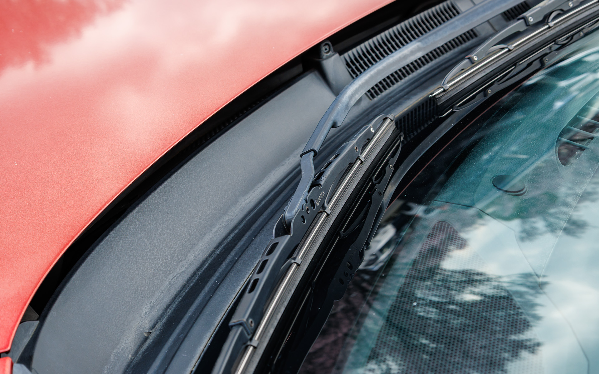 ワイパーまわりも気になる部分