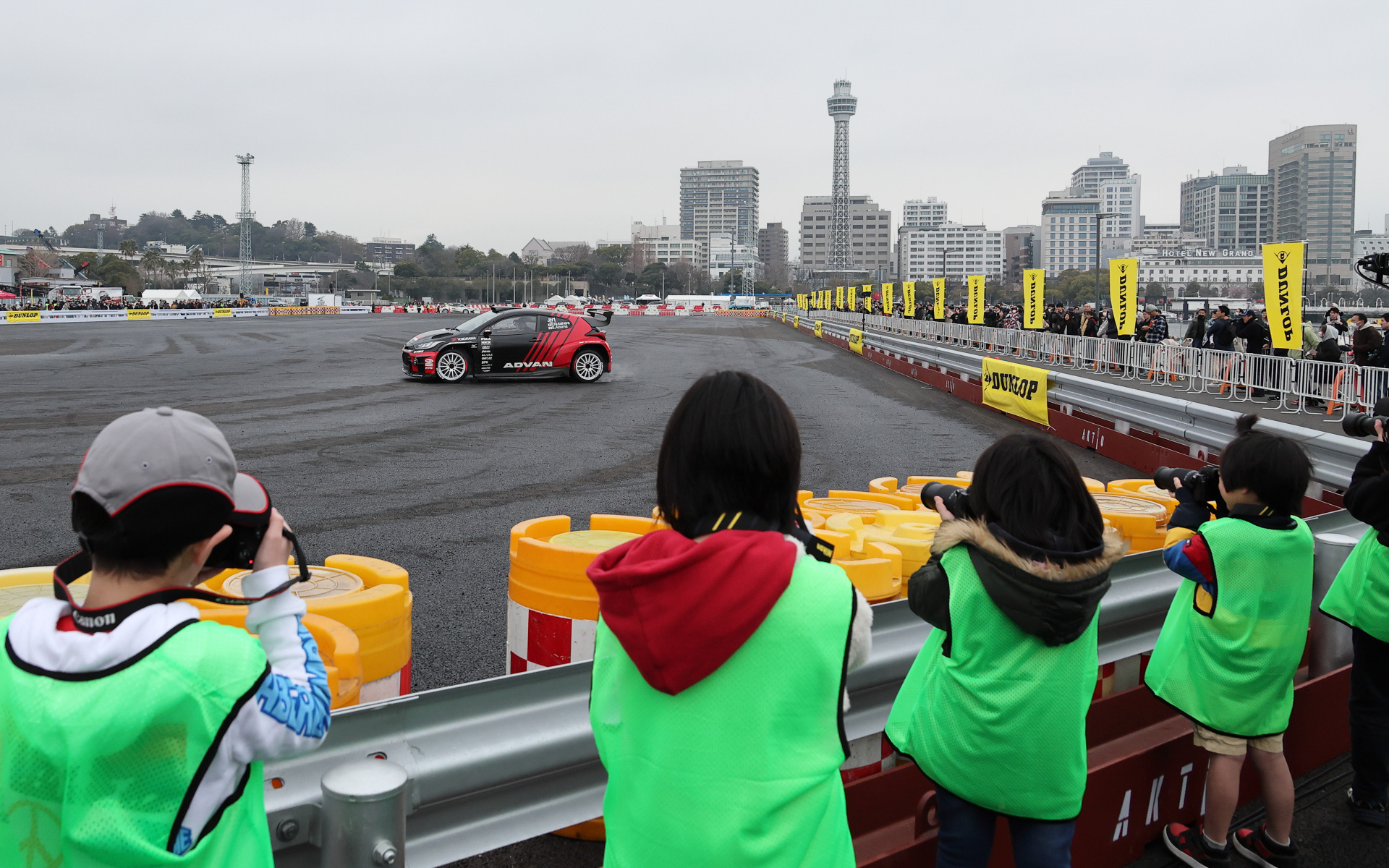 「JAFモータースポーツジャパン2026 in 横浜」にて「ジュニア・フォトスクール」が開催された