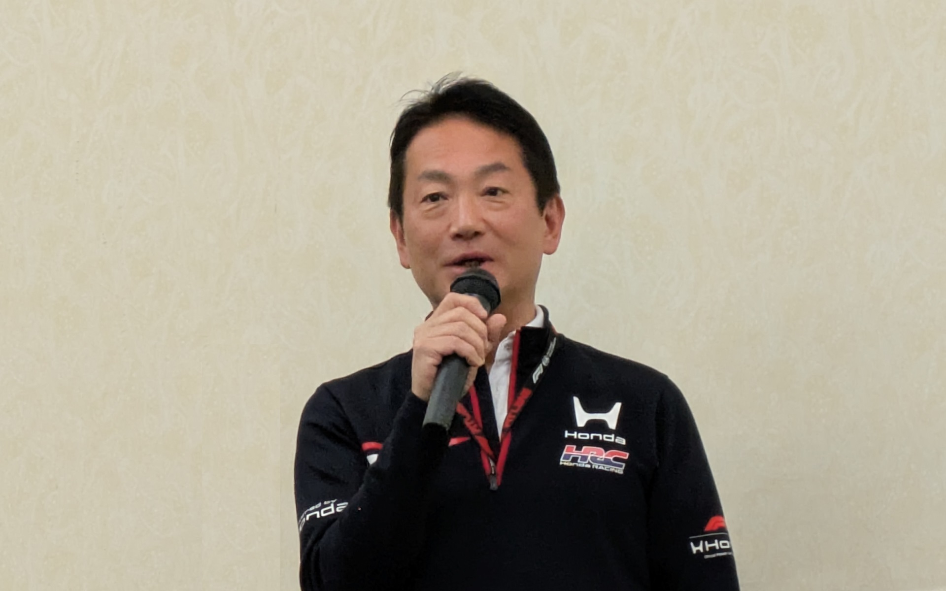 F1日本GPの決勝前、メディアツアー中に登壇したHRC（ホンダ・レーシング）代表取締役社長 渡辺康治氏