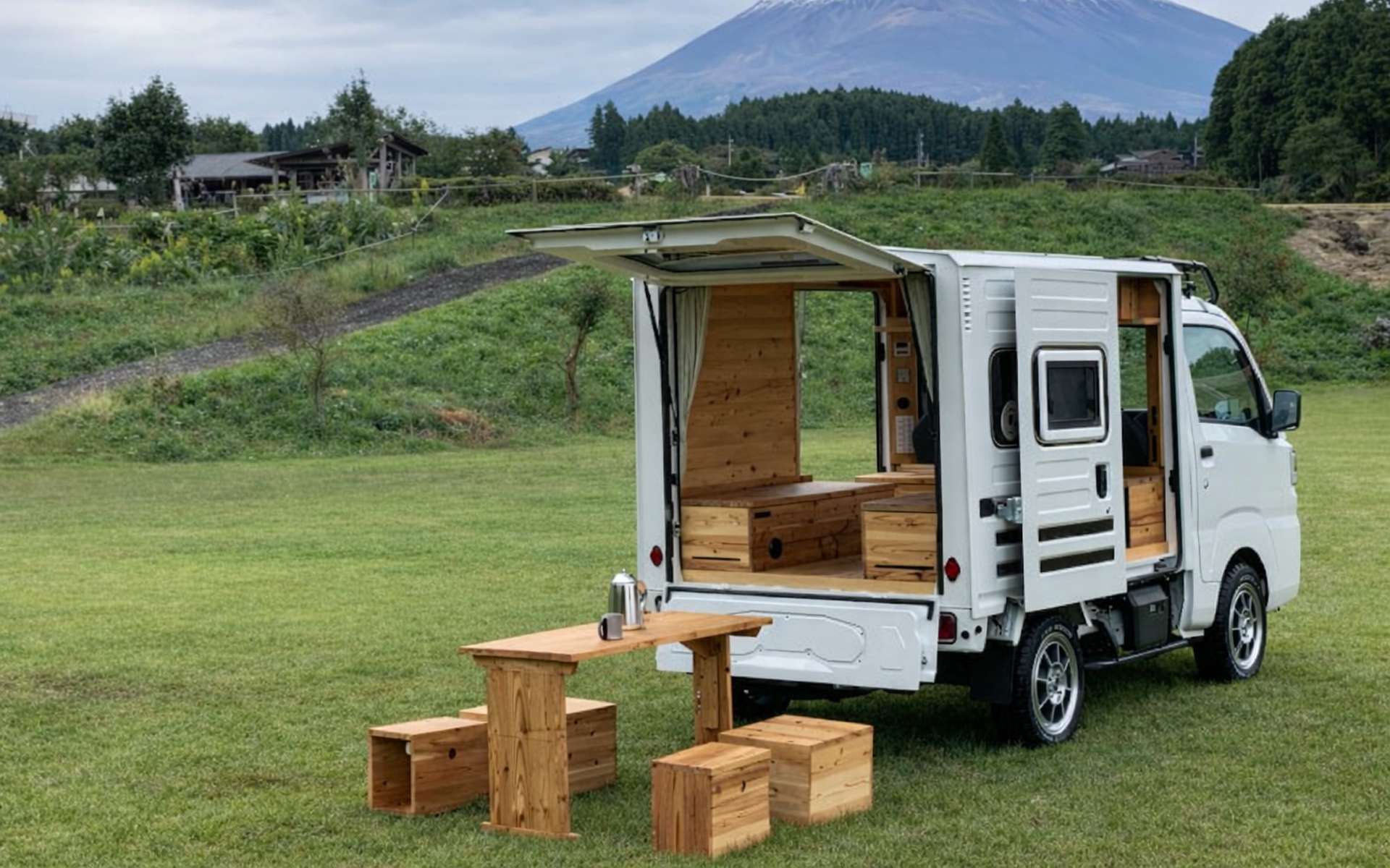 軽キャンパー「クオッカ」