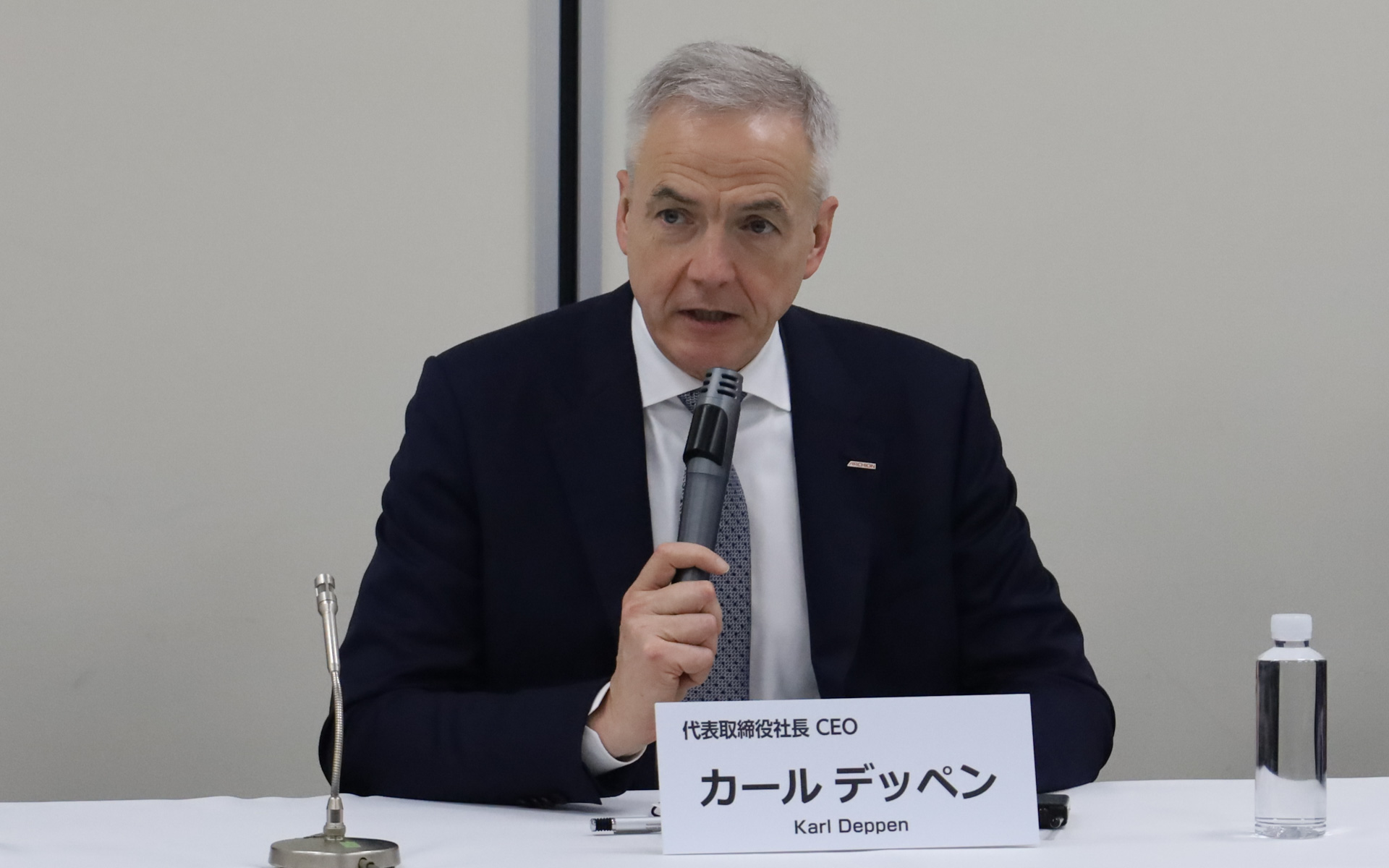 ARCHION株式会社 代表取締役社長 CEOのカール・デッペン氏