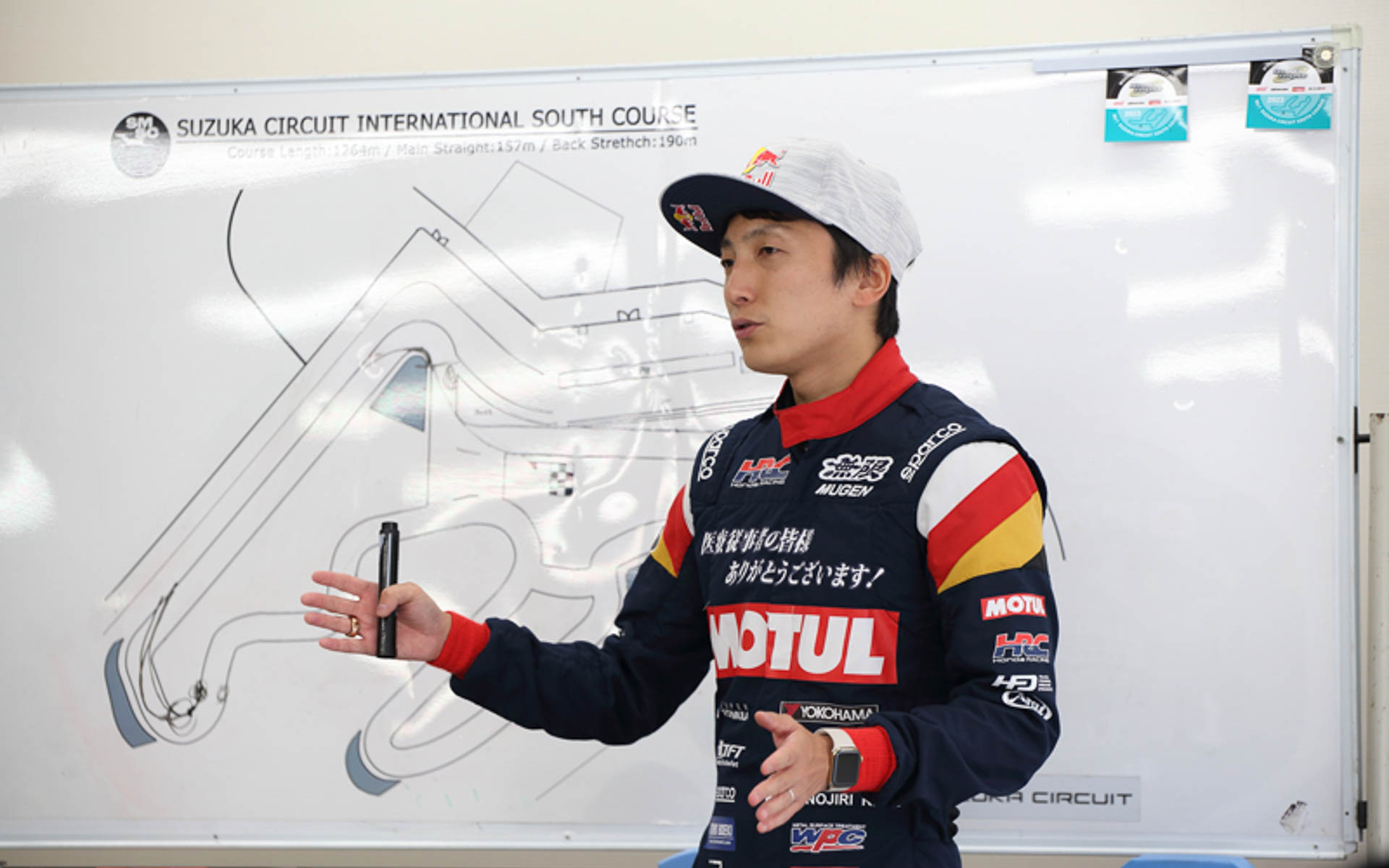 トップドライバーによる講習会もありスキルアップを後押ししてくれる