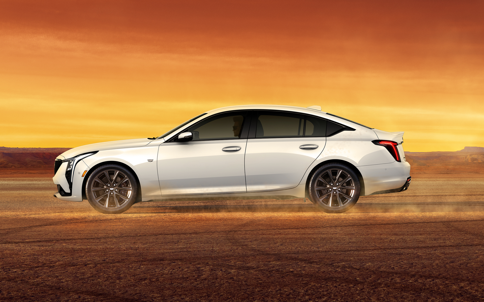 新型CT5は970万円