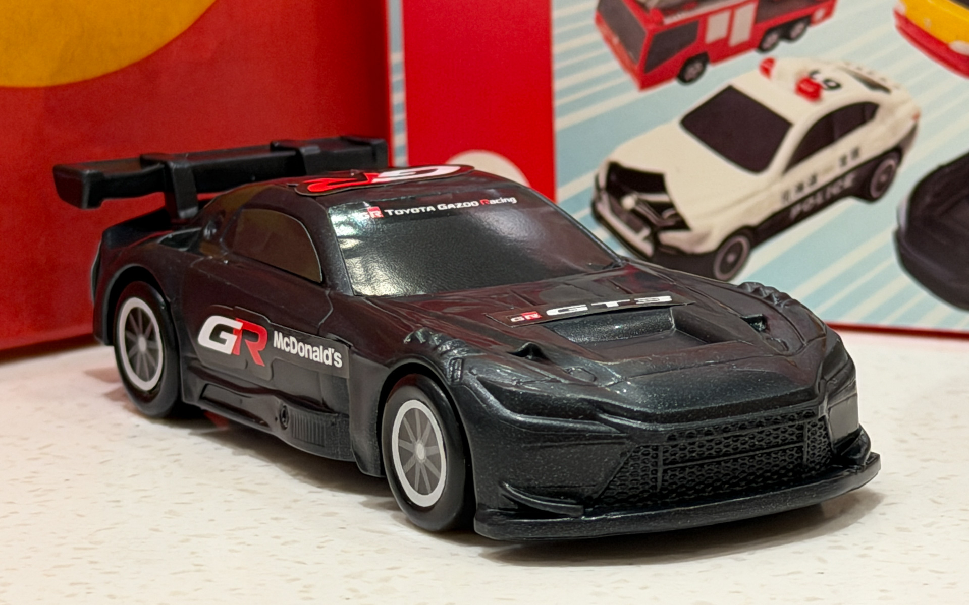 マクドナルドのハッピーセット「トミカ」第1弾に「GR GT3」が登場