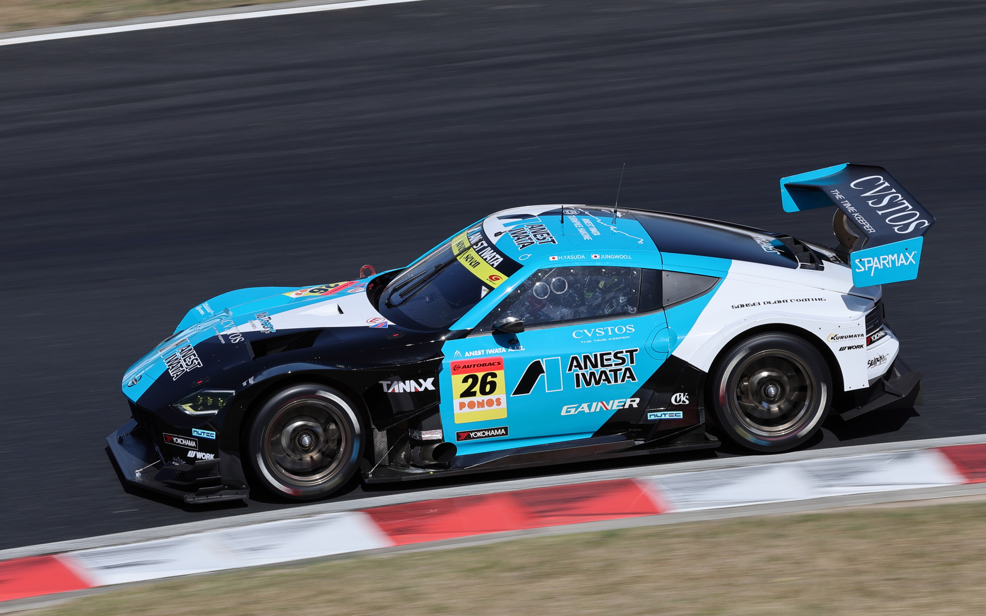 26号車 ANEST IWATA GAINER Z（安田裕信/リ・ジョンウ）