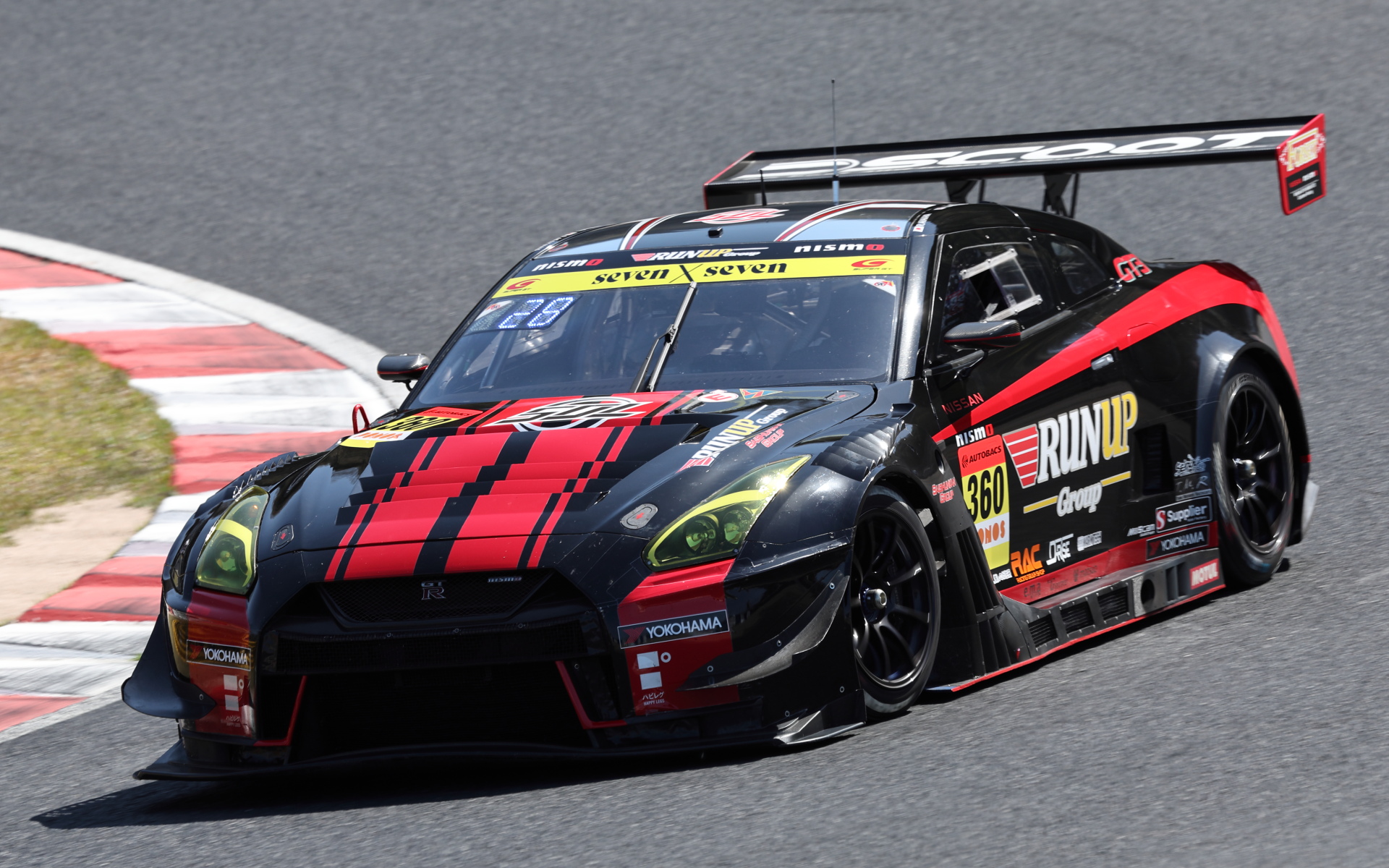 360号車 RUNUP × SOL GT-R（荒川麟/金丸ユウ/田中篤）