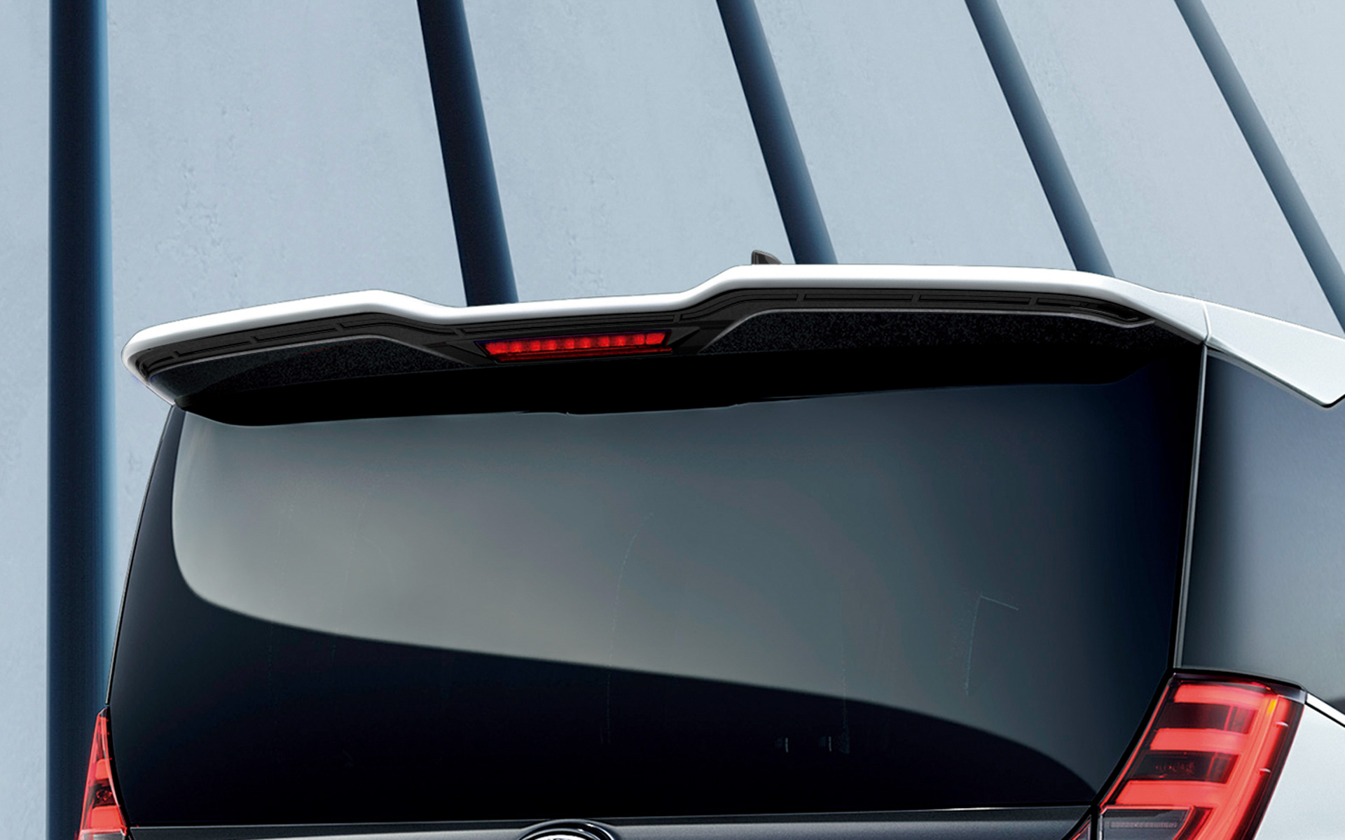 ルーフスポイラー