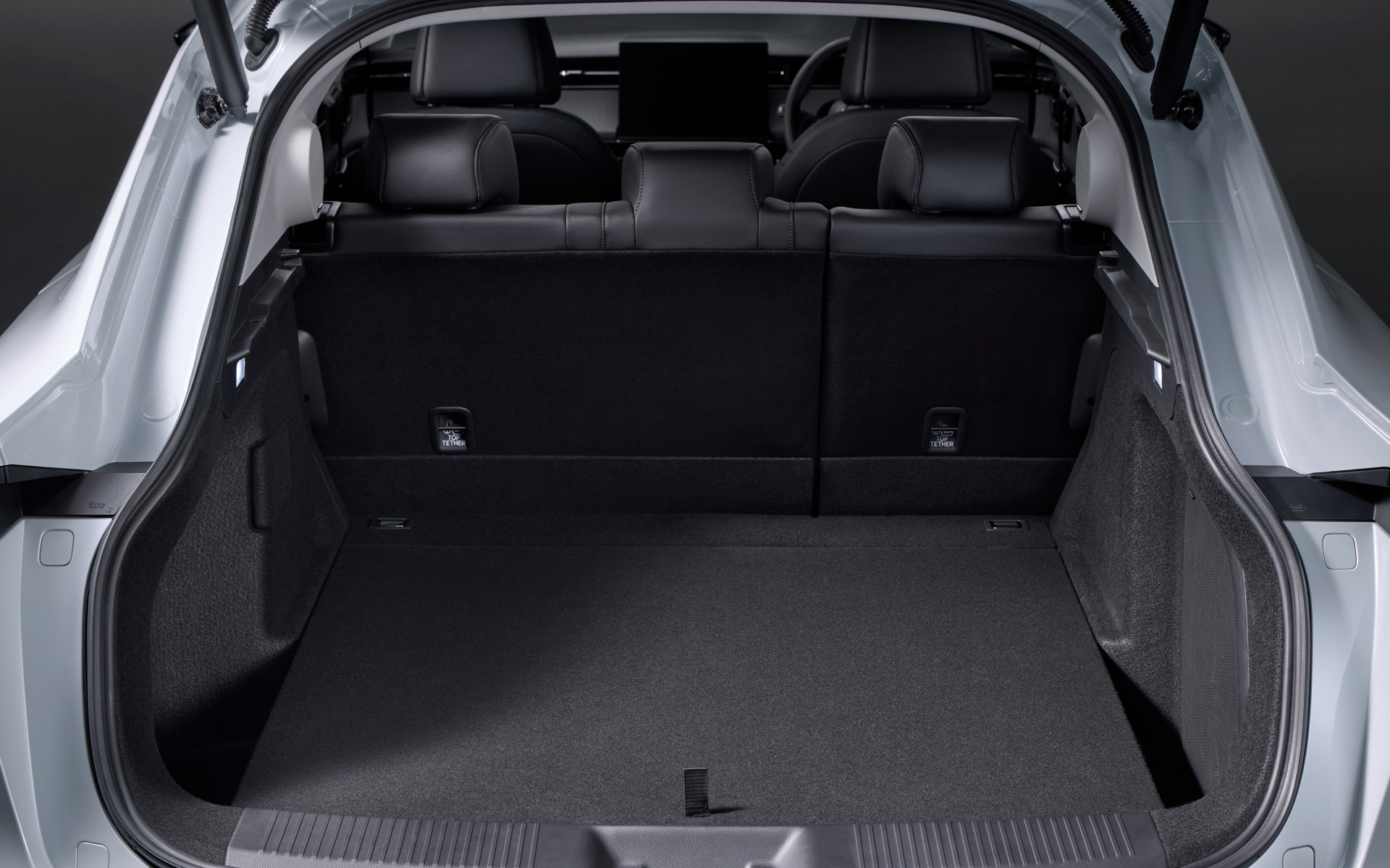 新型インサイトのラゲッジ