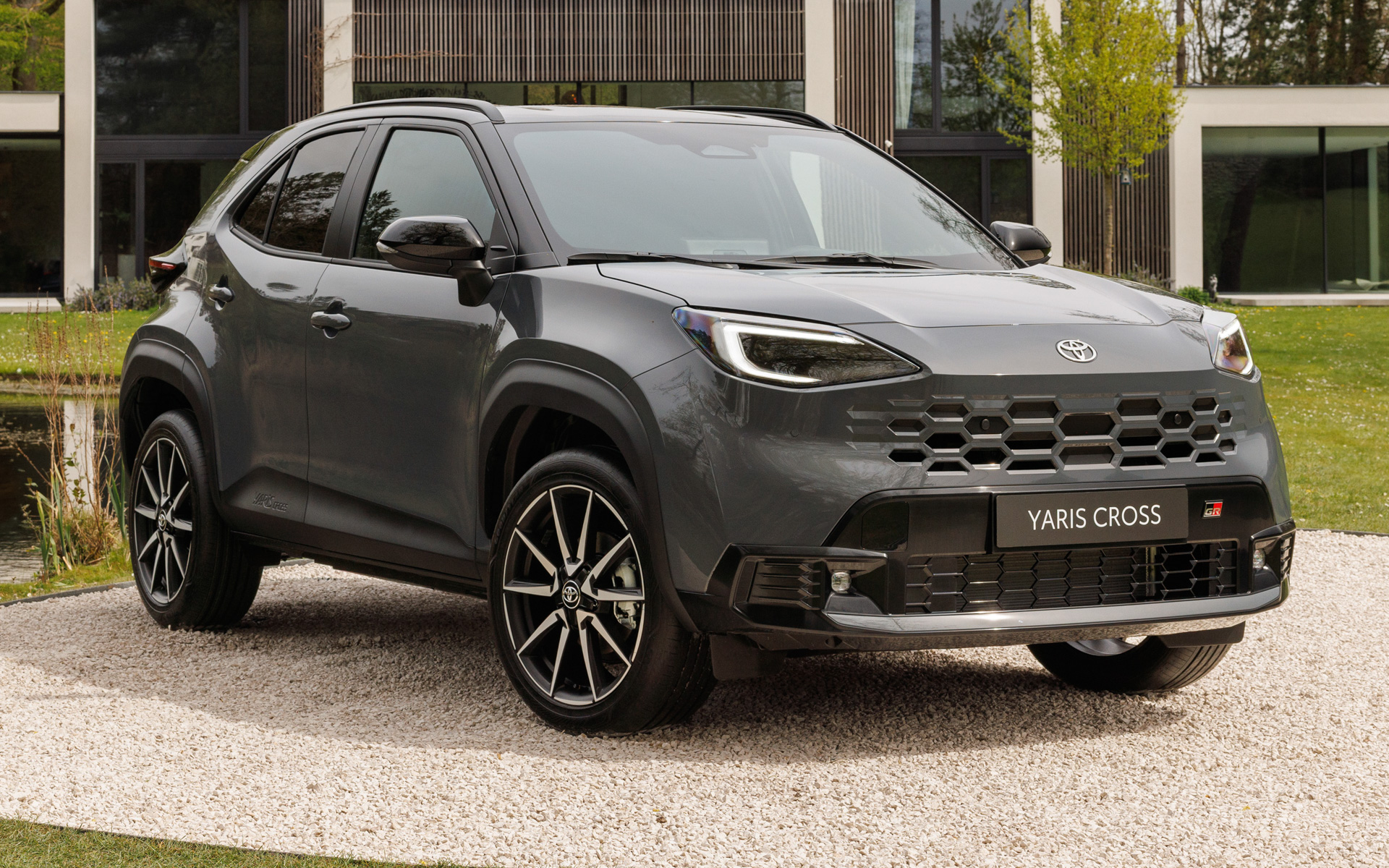 ヤリスクロス GR SPORT（欧州仕様）