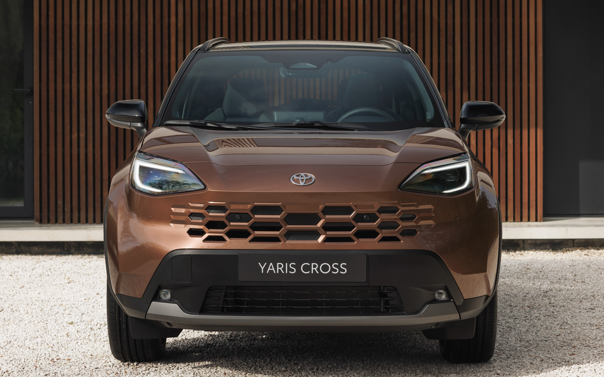 新しいフロントデザインを採用