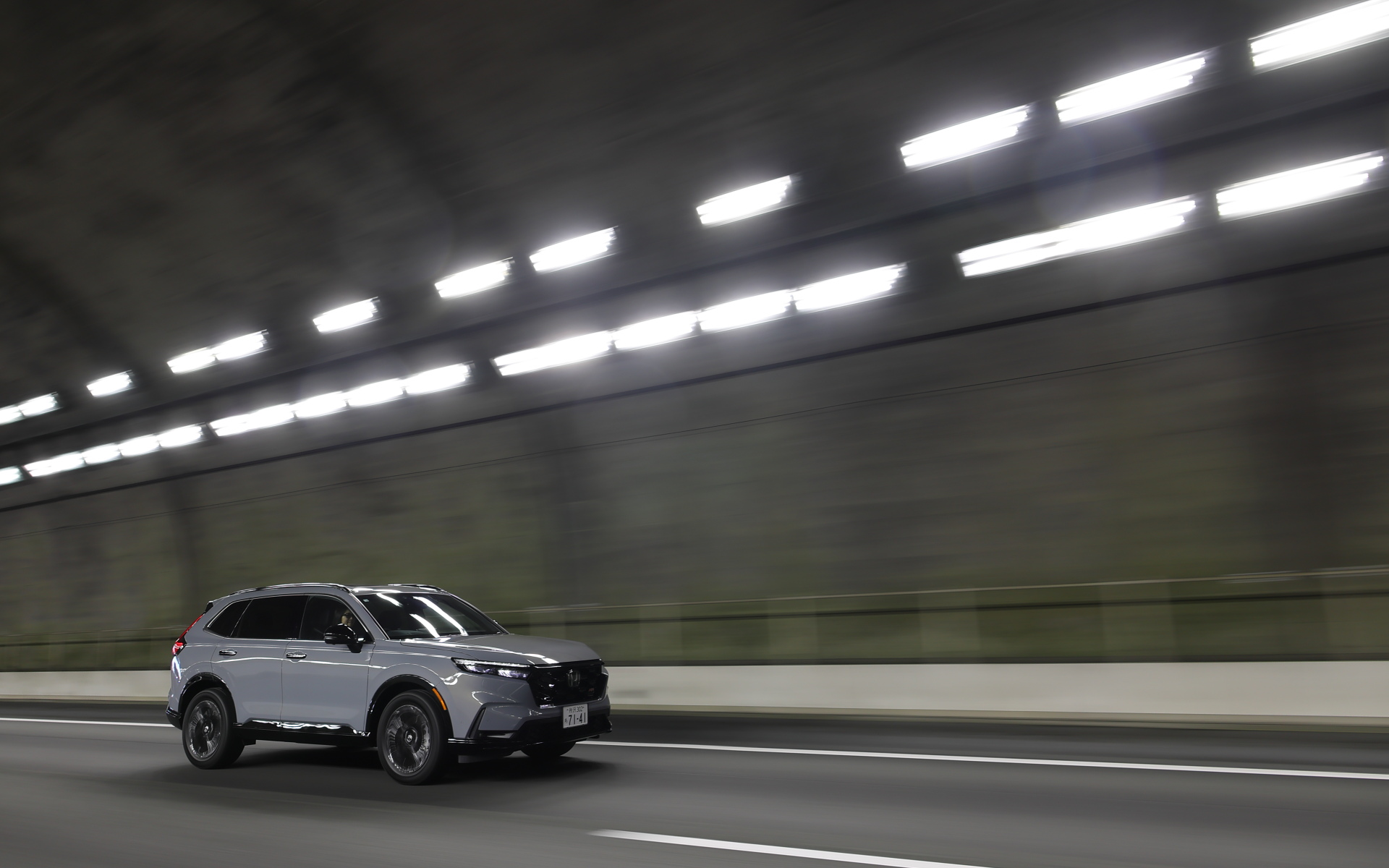 4WDモデルの「RS BLACK EDITION」もキャラクターは変わらない