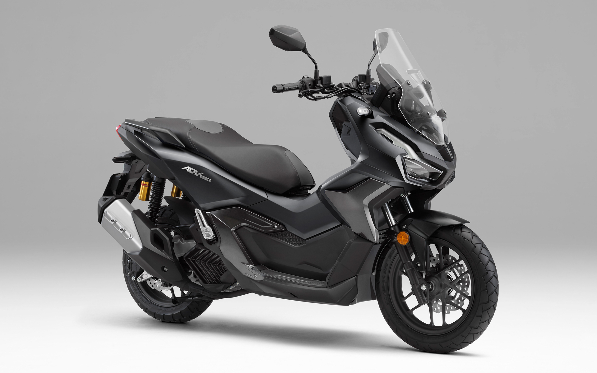 マットガンパウダーブラックメタリック