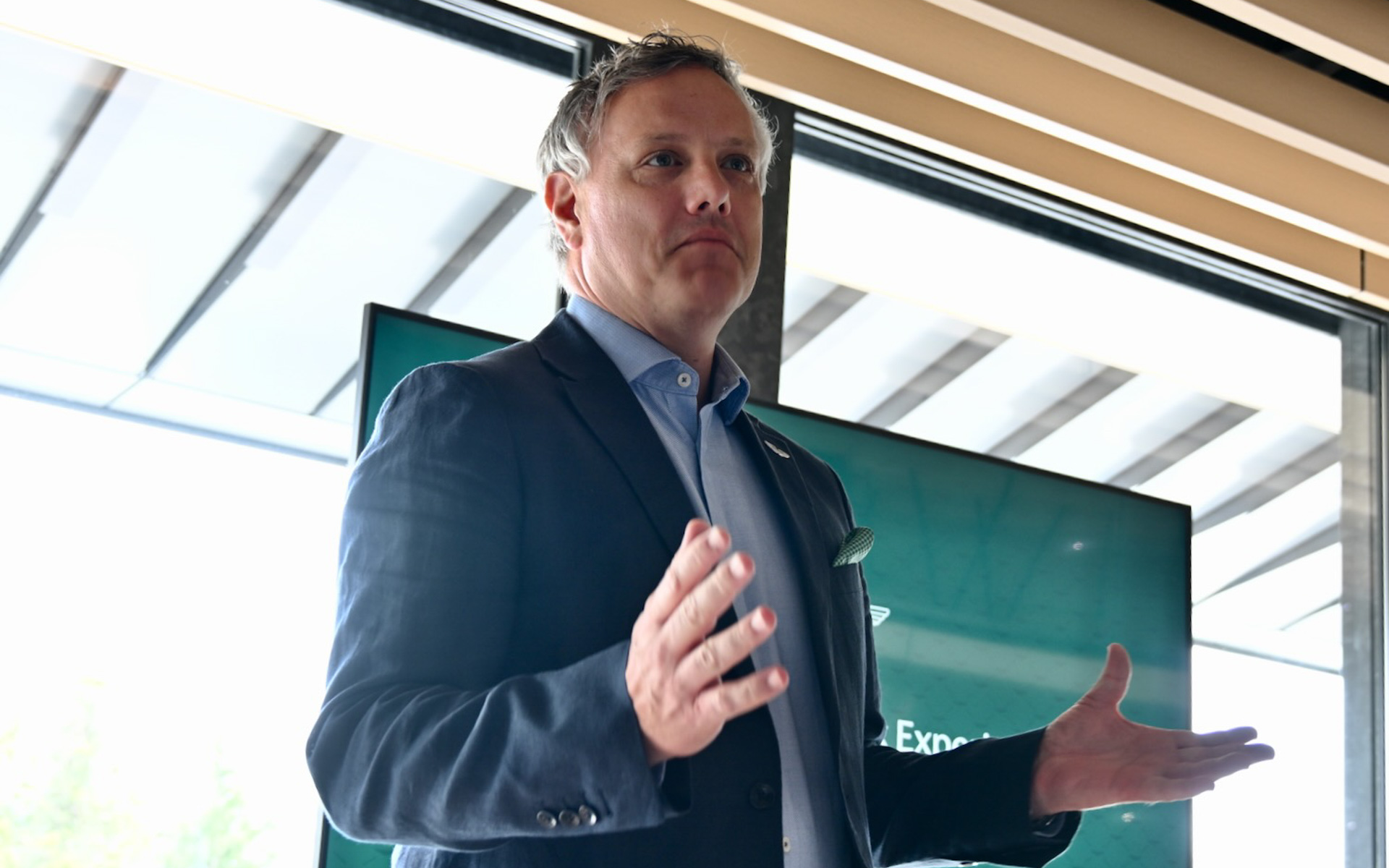 アストンマーティンのカール・ベイリスAPEC&中国リージョナルプレジデント