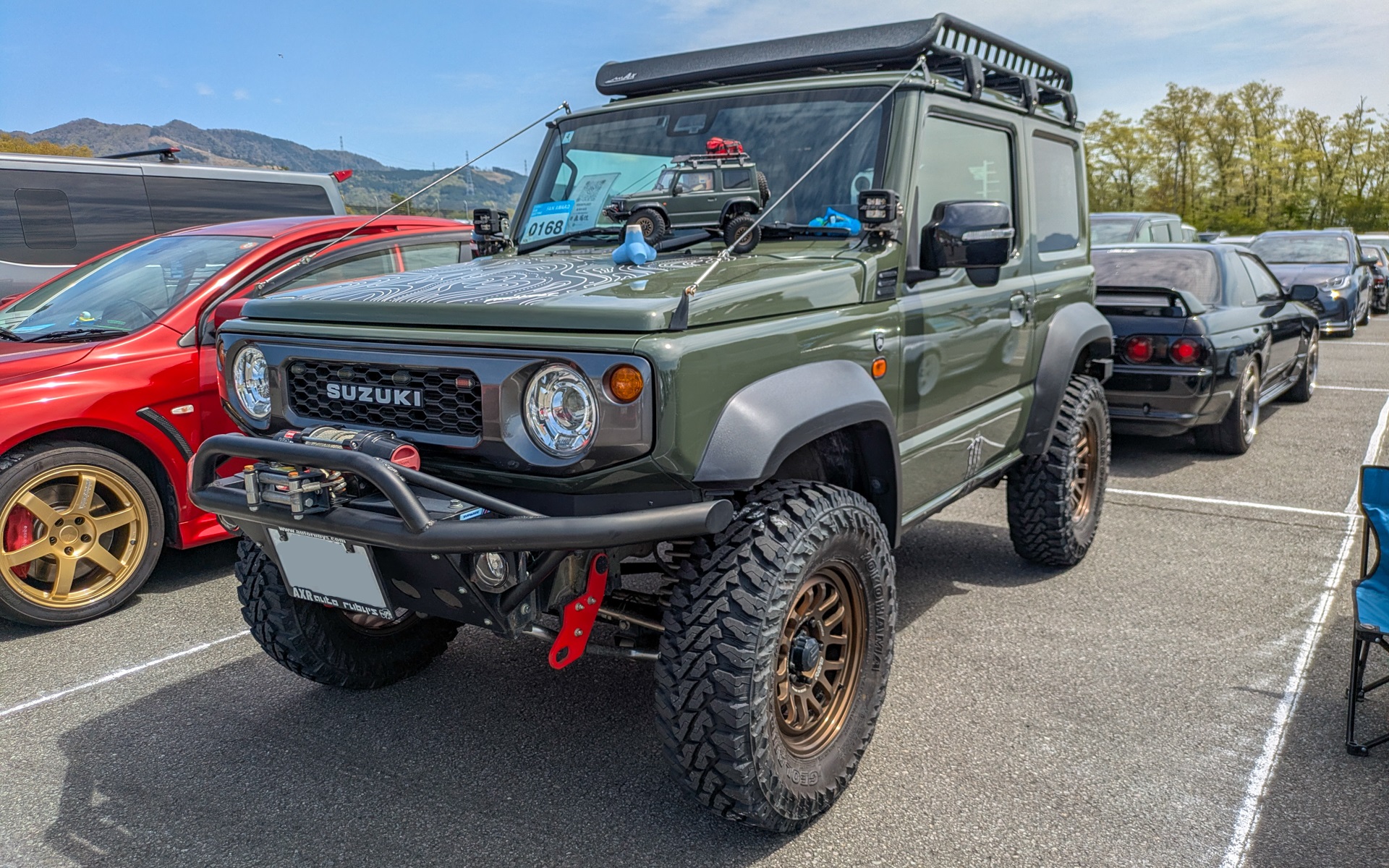 来場者はスポーツカーだけでなく軽自動車、軽トラック、ミニバン、SUV、輸入車などなど、さまざまなジャンルのクルマが並んでいた