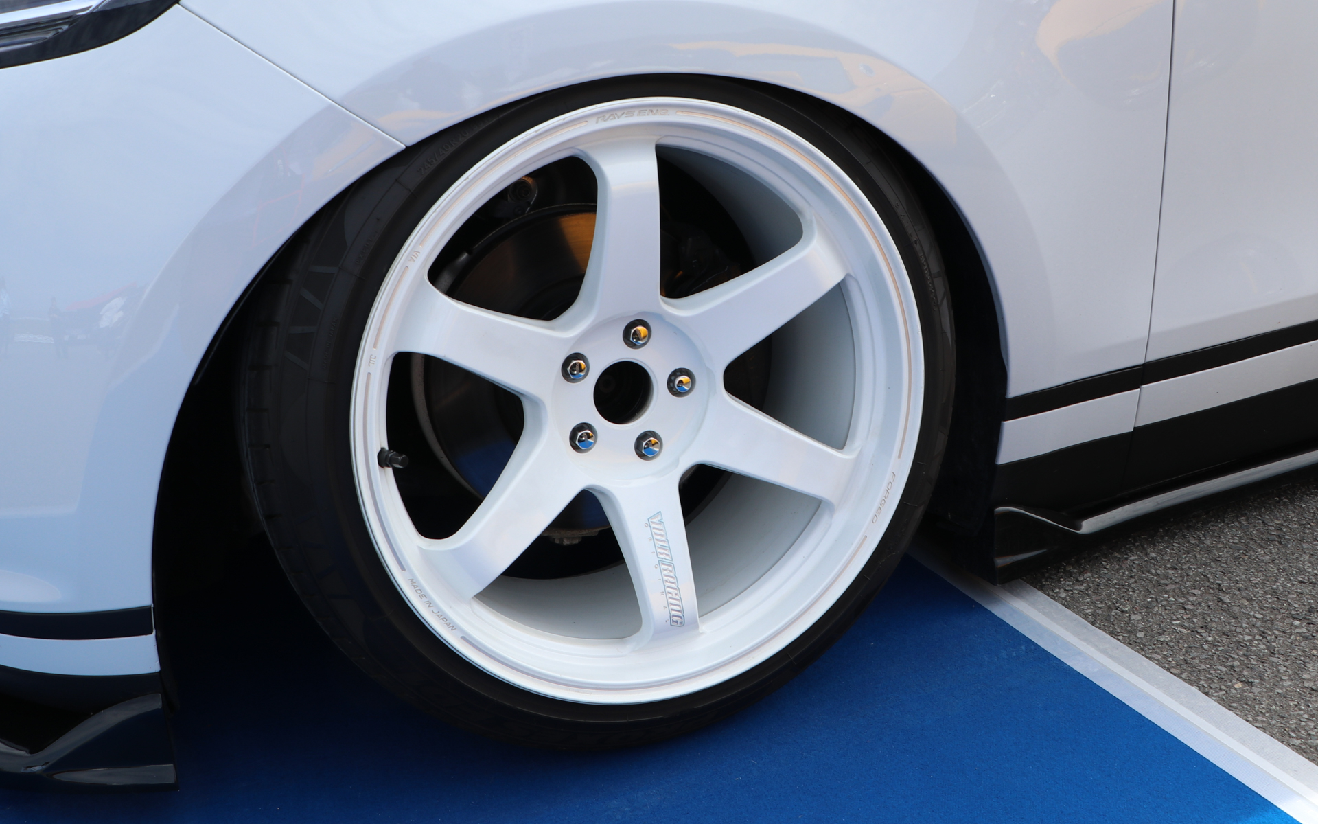 優勝したレンジローバーVELAR S