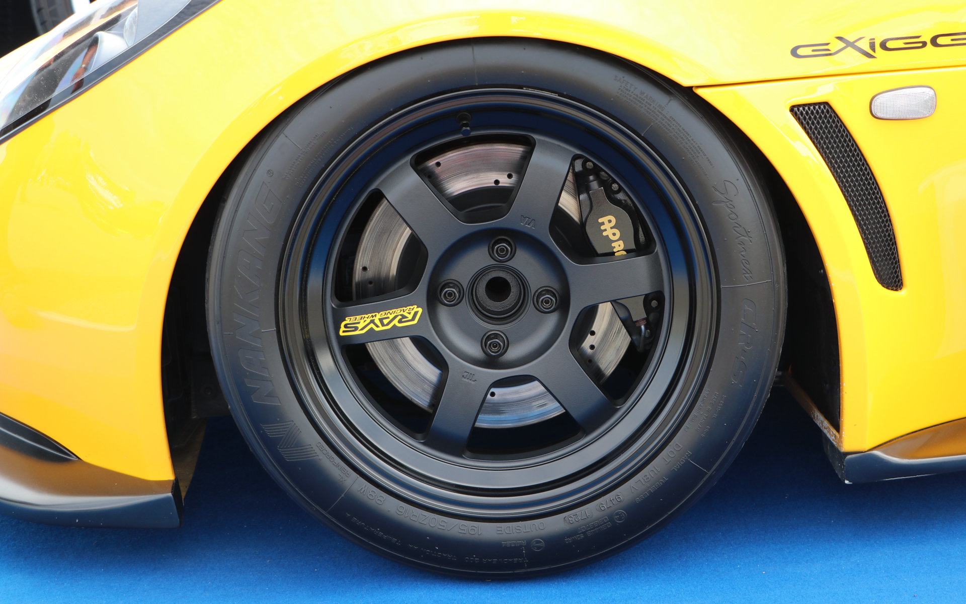 2位のロータスエキシージ