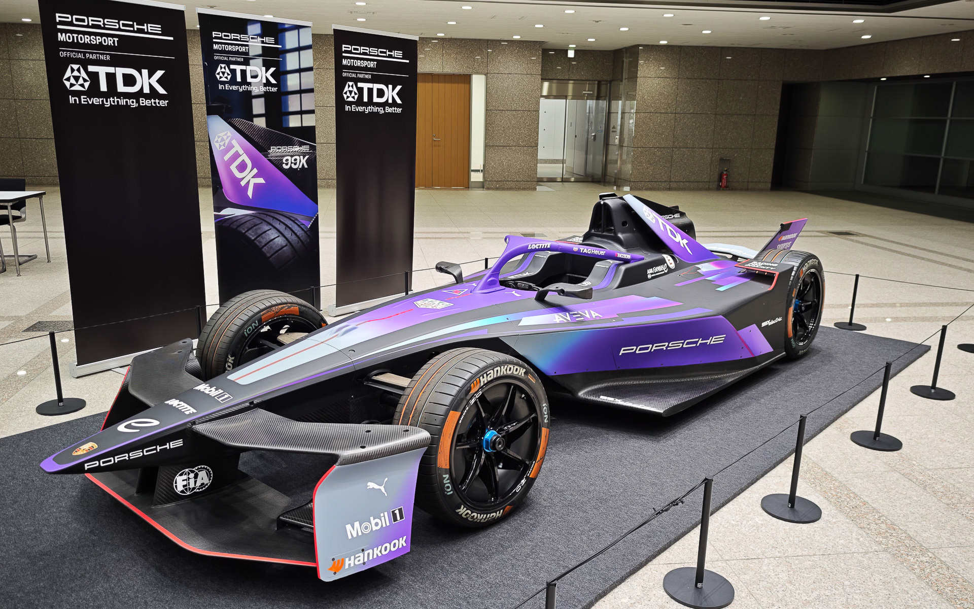 従来の「GEN3 EVO（ポルシェ 99X）」