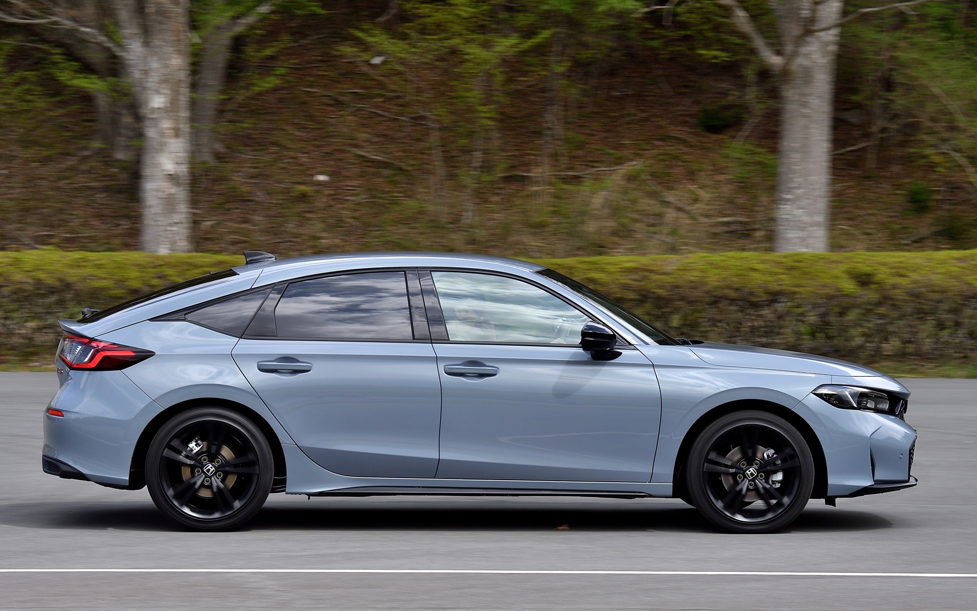 軽快でダイレクトな操舵と挙動の一体感を実現していた