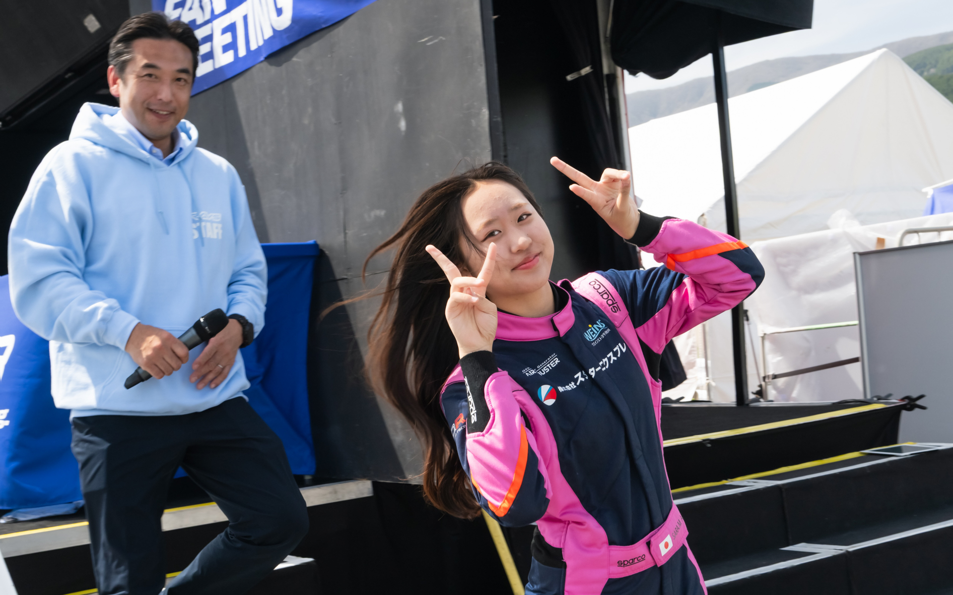 両名は4月19日のレイズファンミーティング内でアンバサダー就任が発表され、早速ステージトークショーにも参加していた