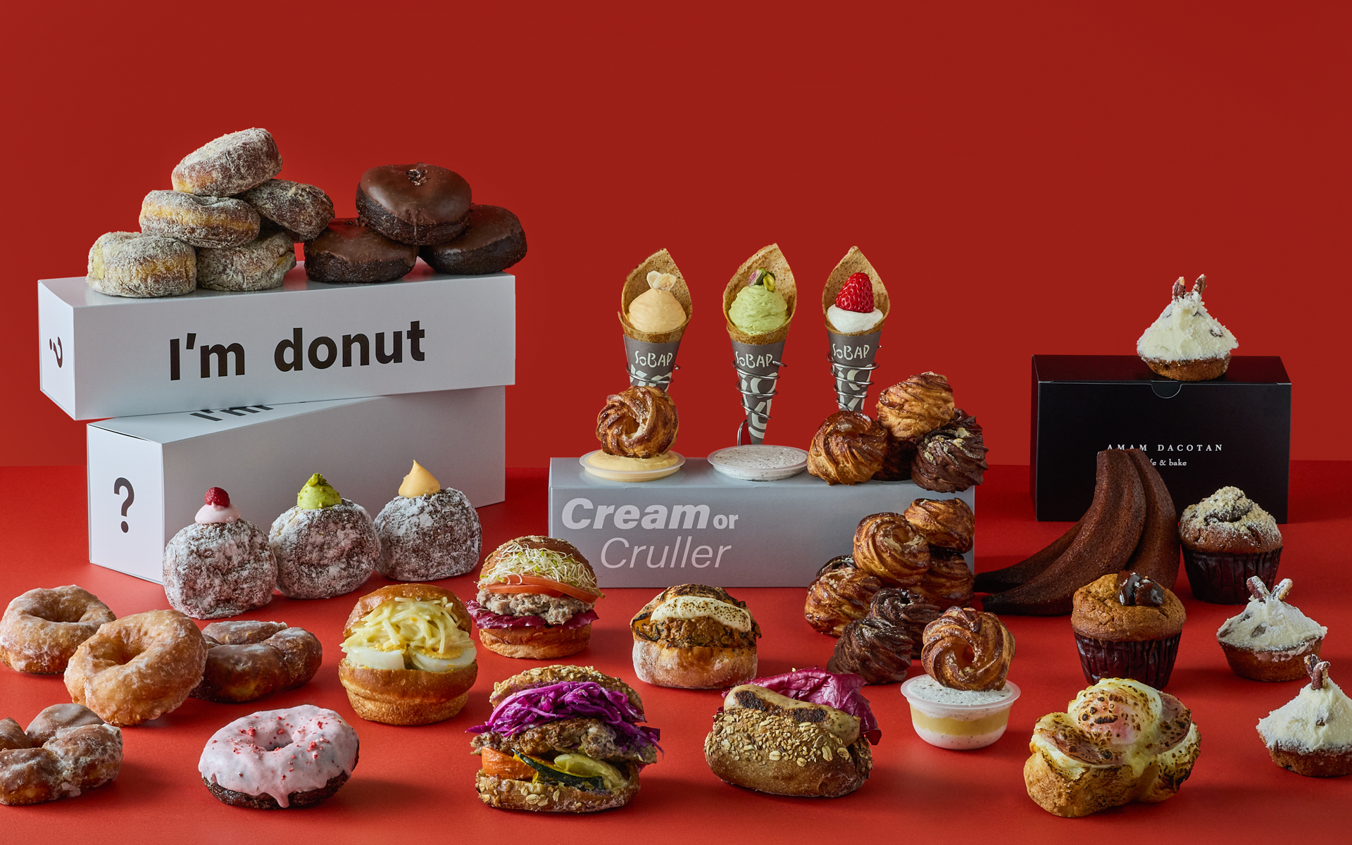 「Mercedes cafe by I'm donut？」も併設される