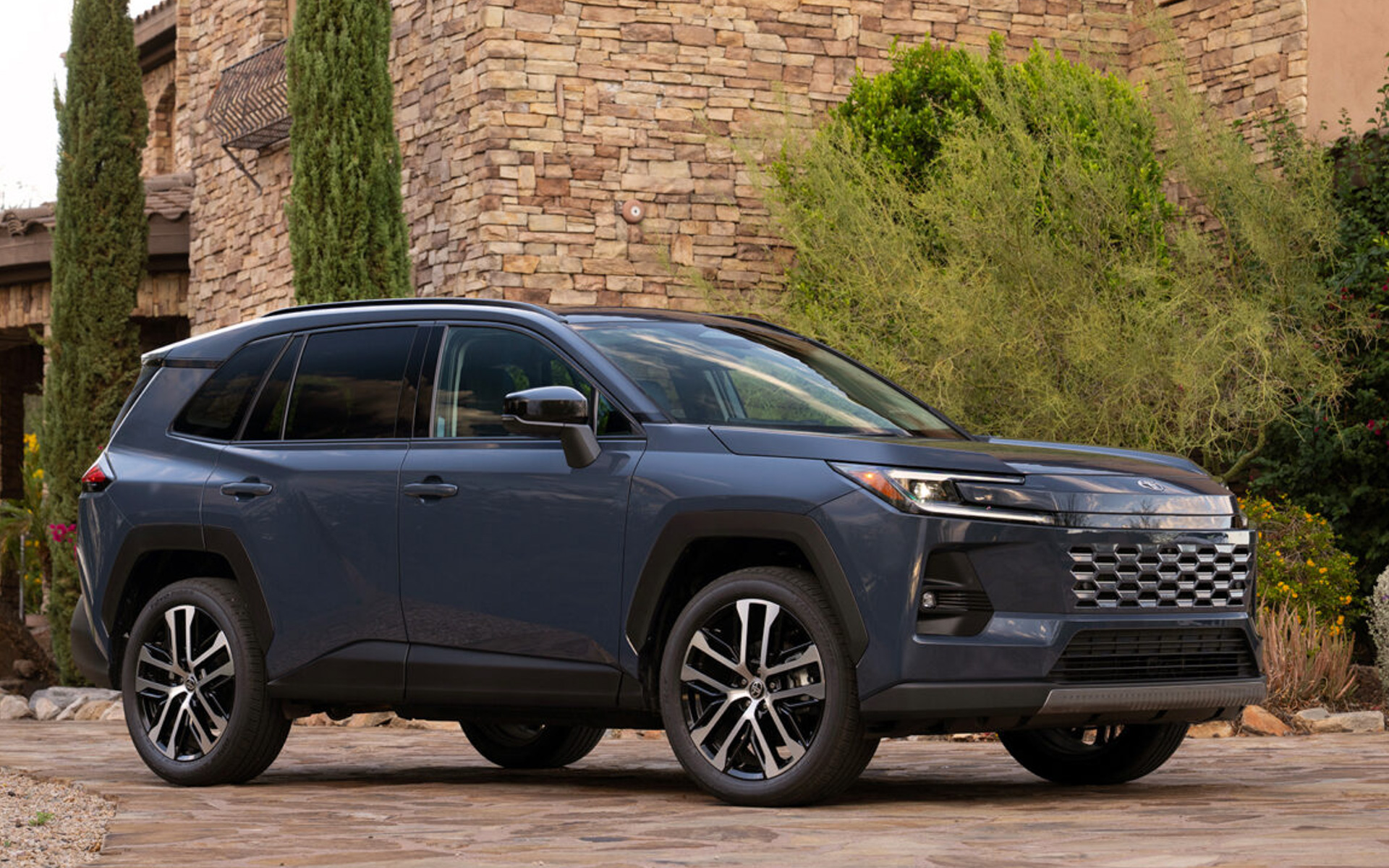 新型「RAV4」（北米仕様）