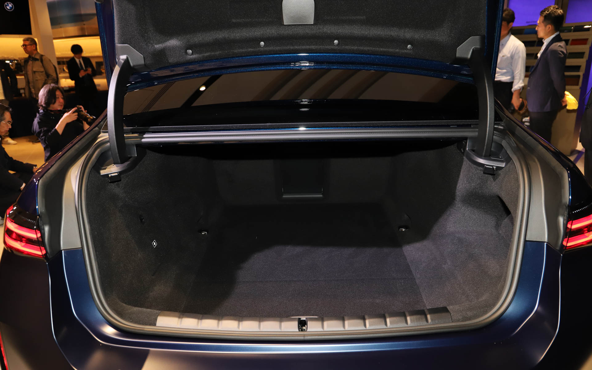 トランクはかなり広い