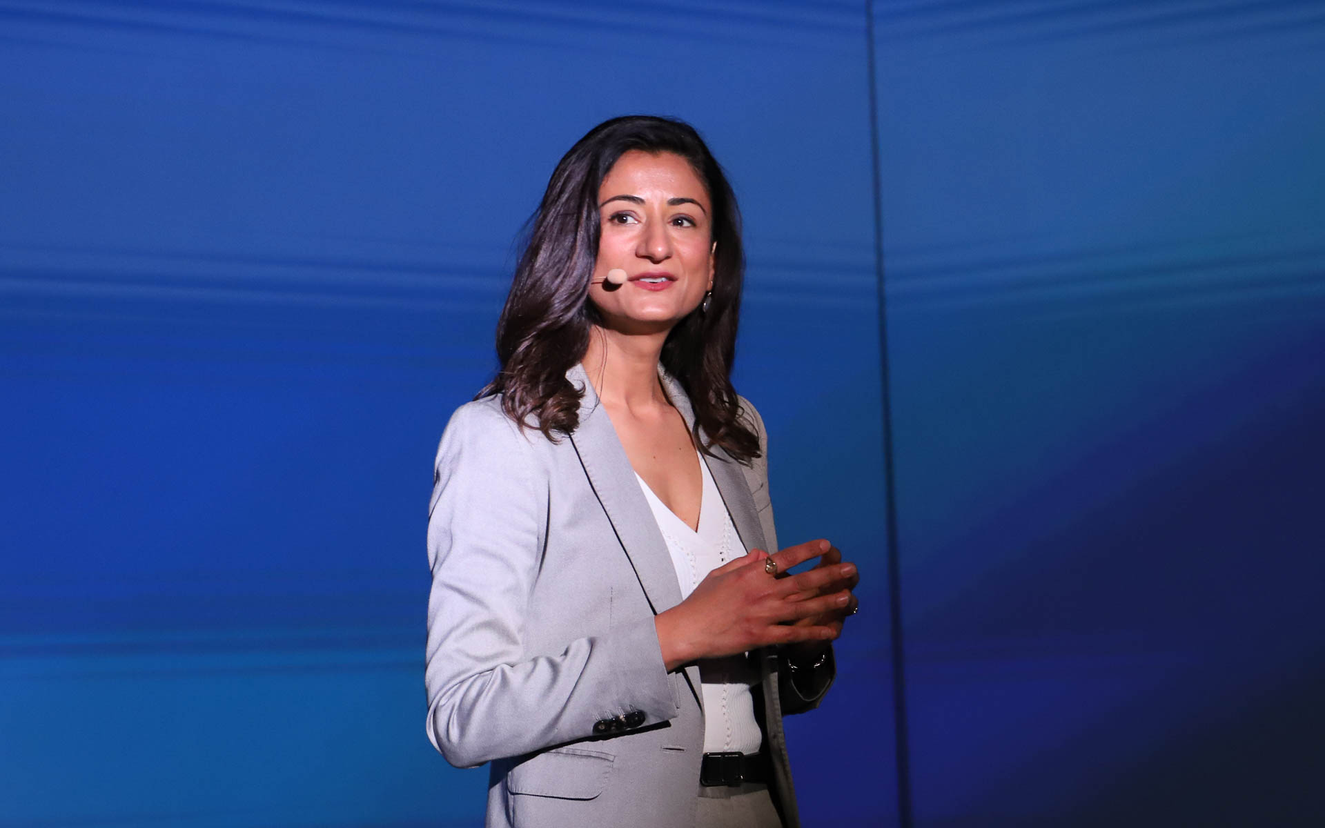 BMW本社 営業部門 アジア太平洋、東ヨーロッパ、中東、アフリカ地域担当 シニア・ヴァイス・プレジデント リトゥ・チャンディ氏