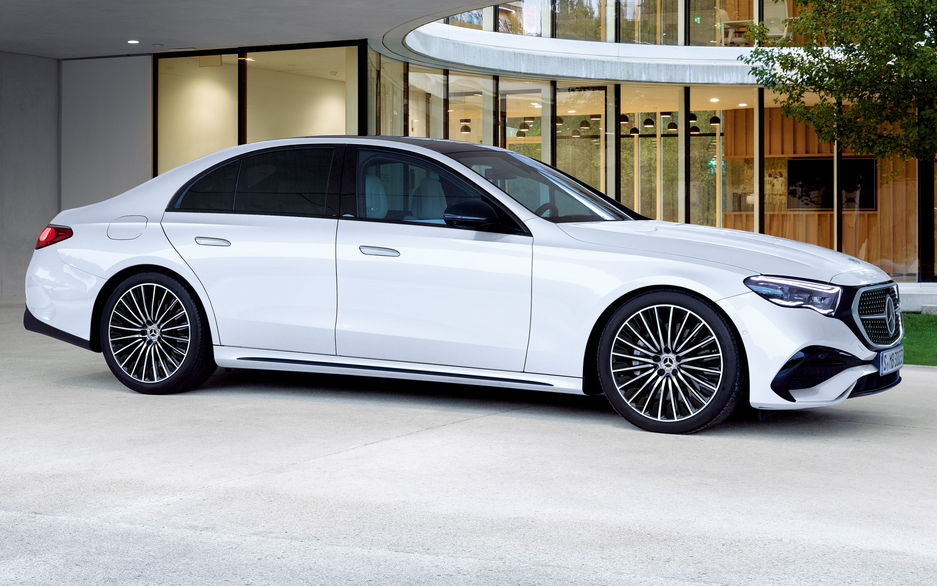 E 200 Sports Night Edition