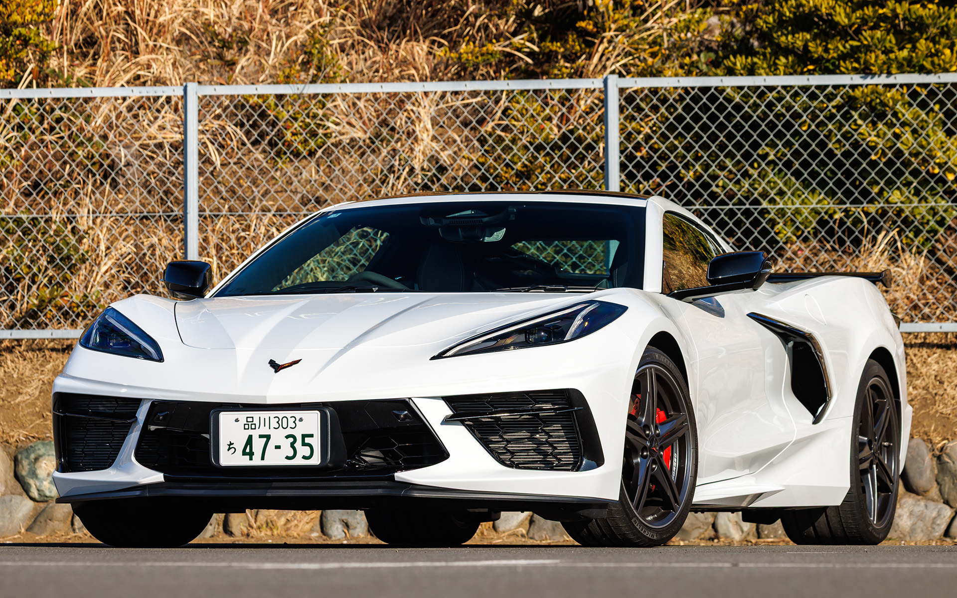 シボレー「コルベット クーペ（3LT）」。ボディカラーはアークティックホワイト