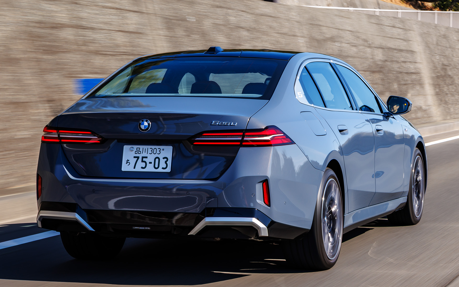 310Nmという最大トルクをいかしてグイグイ走れる