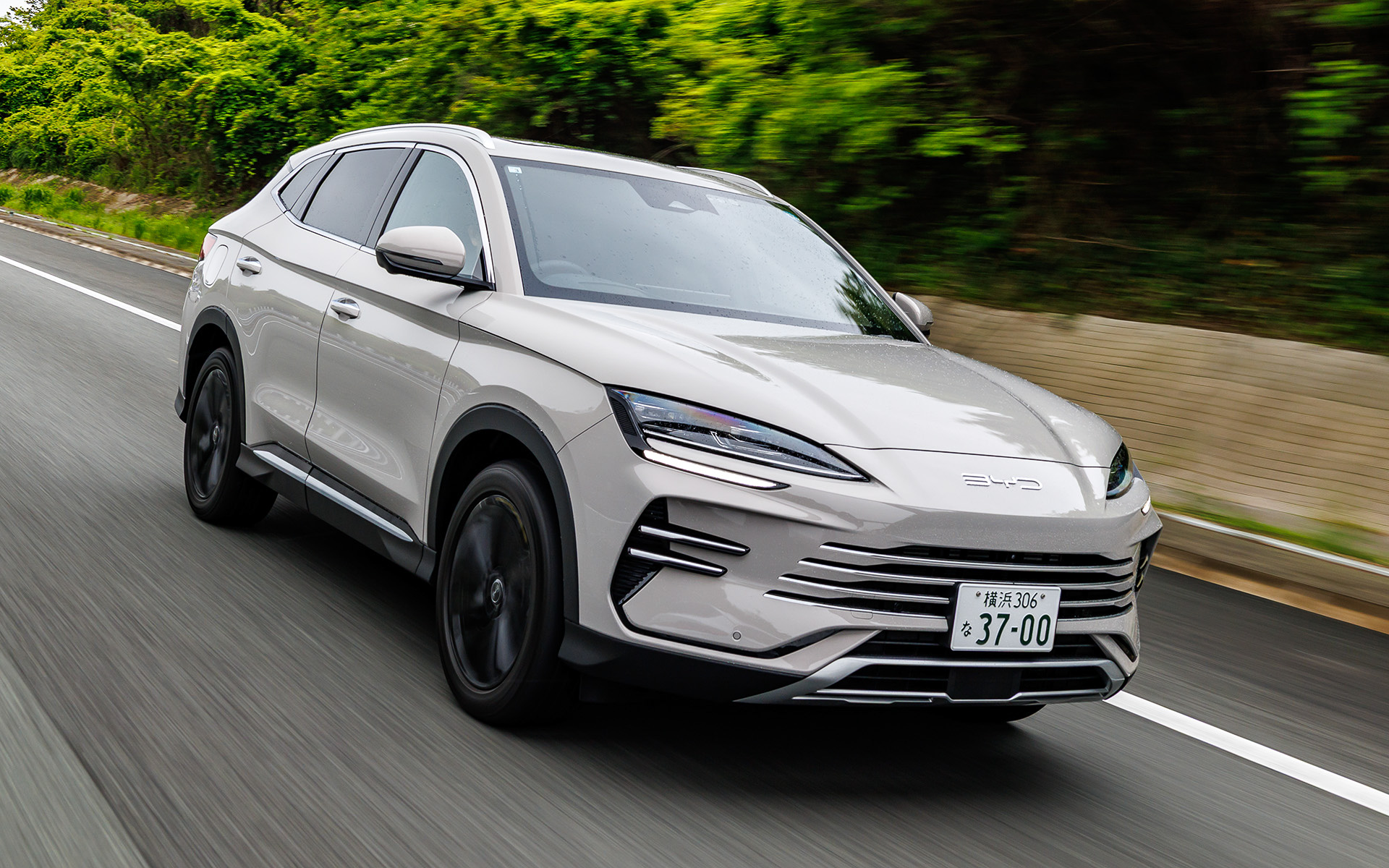 4WDモデルの高速巡航やワインディングでの走りはかなりいい