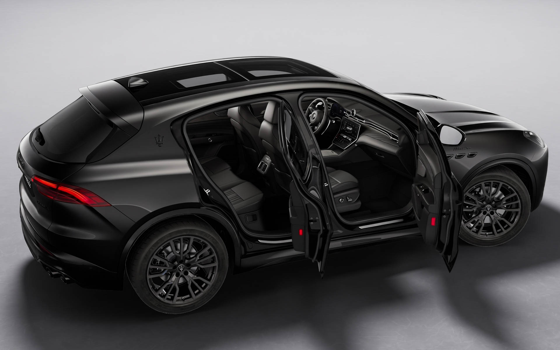 日本限定の特別仕様車「グレカーレ モデナ ネロ・インフィニート」